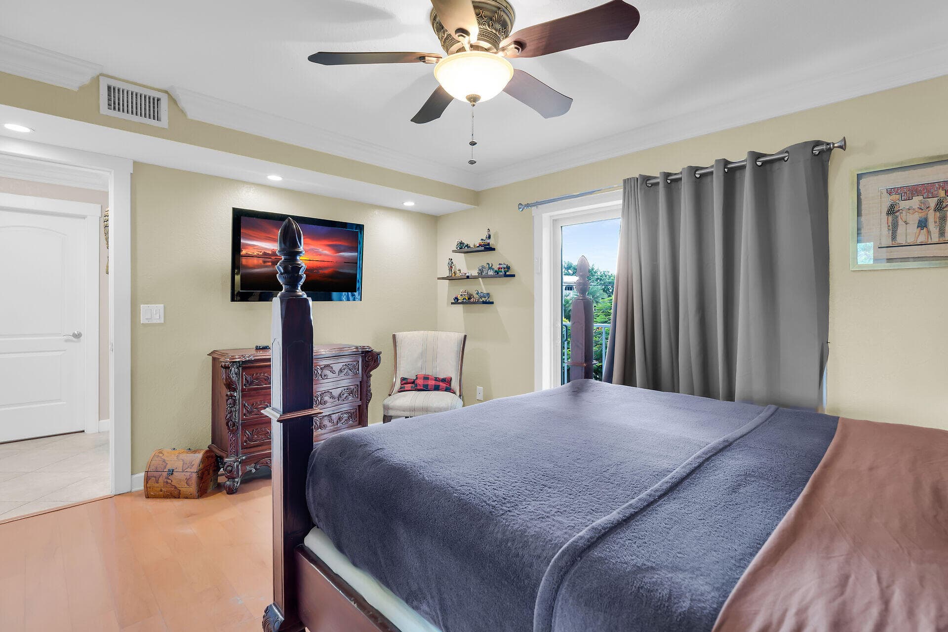 114 N Coconut Palm Boulevard photo 23