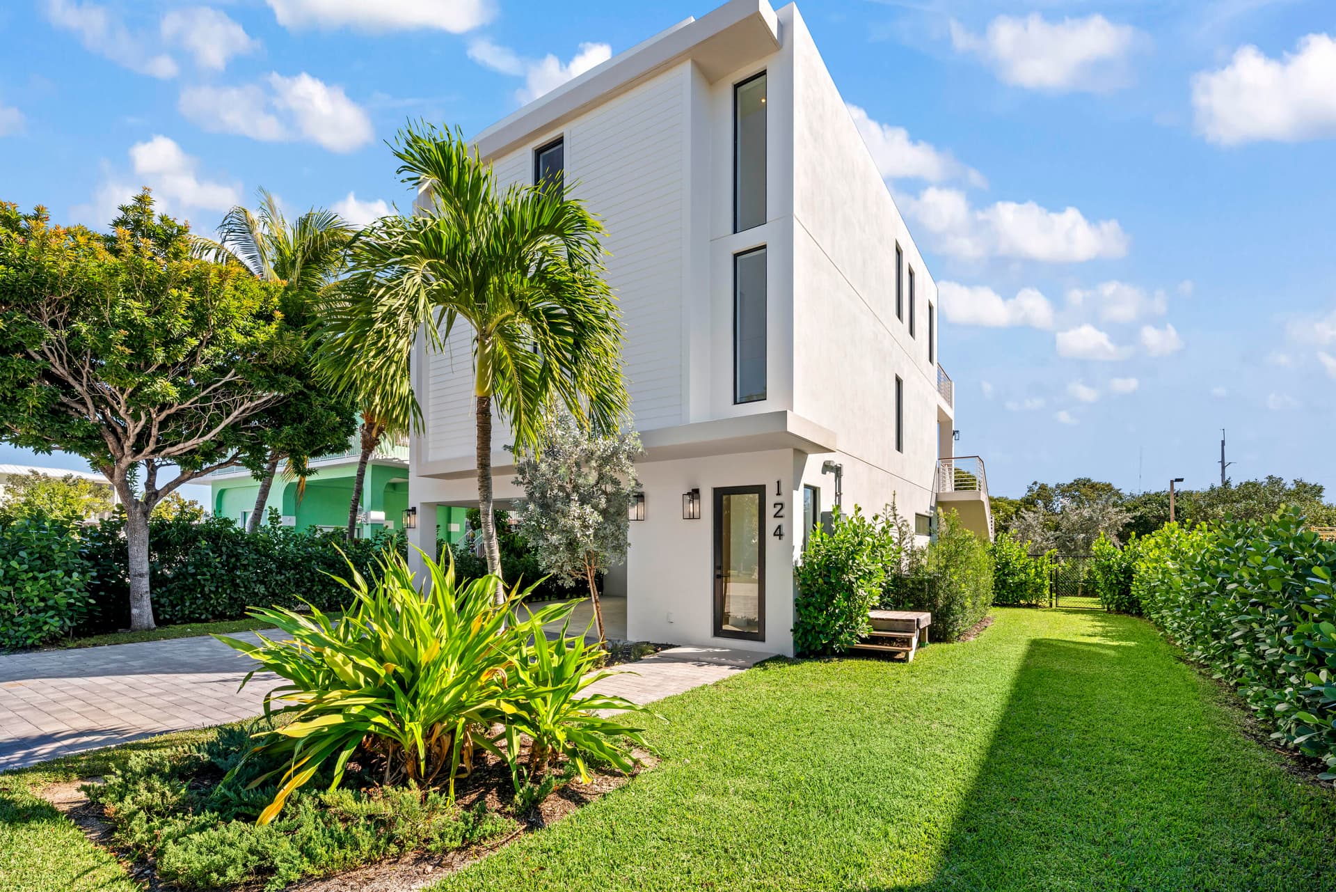 124 Orchid Street 3