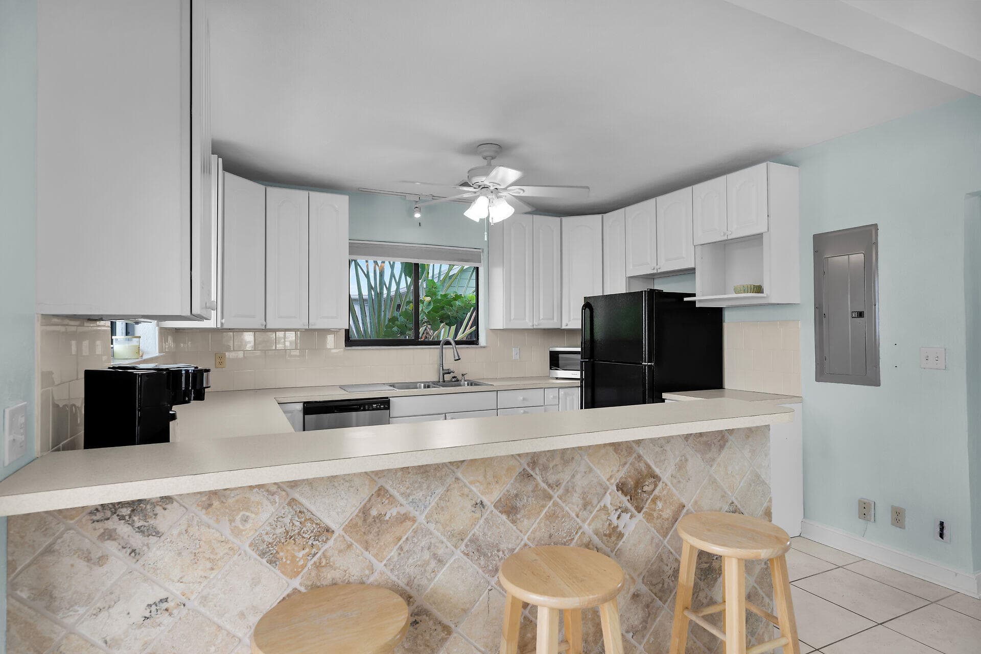 400 La Fitte Road photo 24