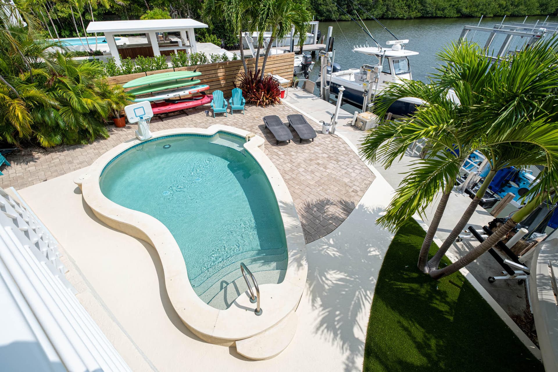 148 Riviera Drive photo 8