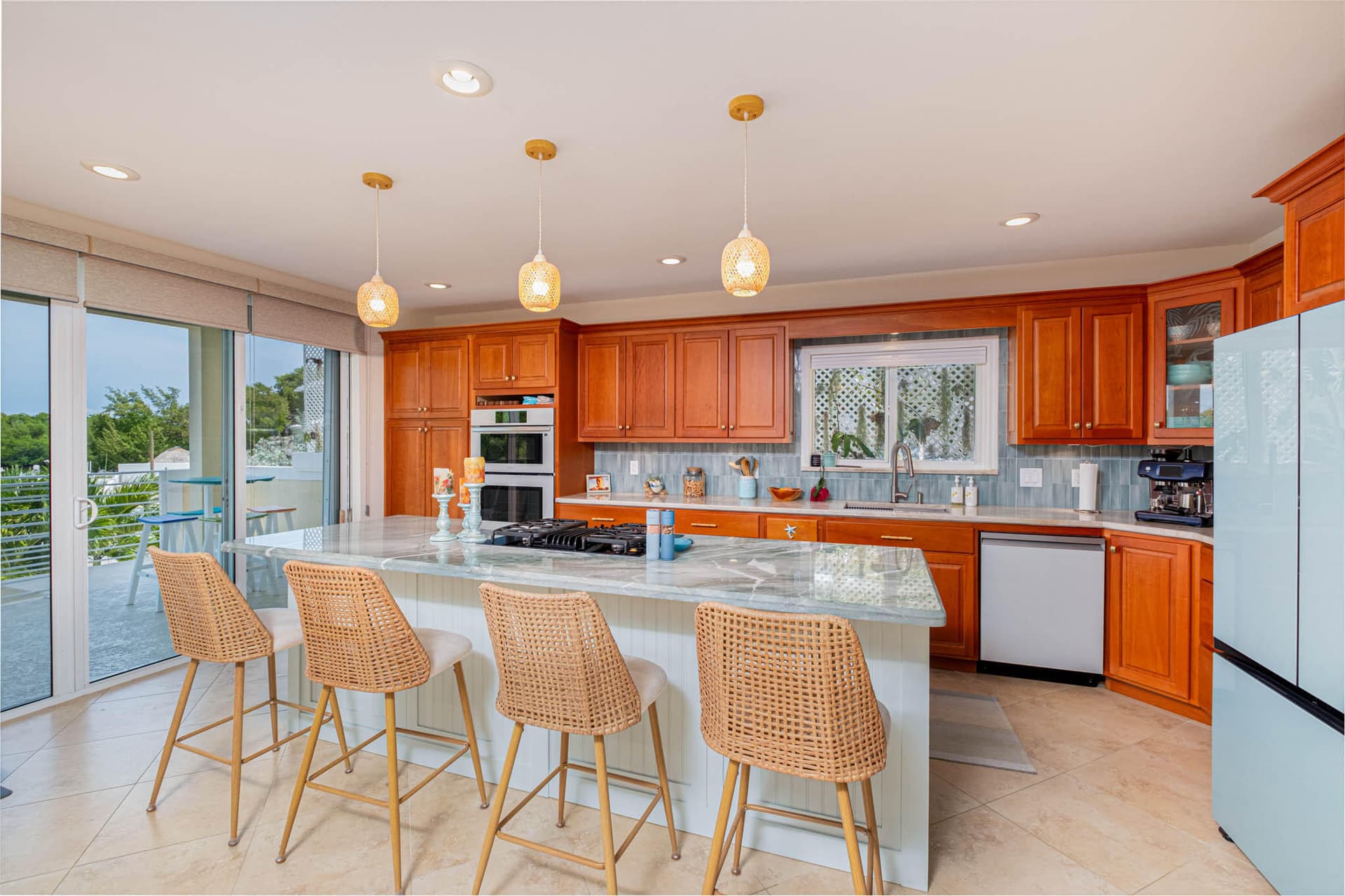 148 Riviera Drive 3