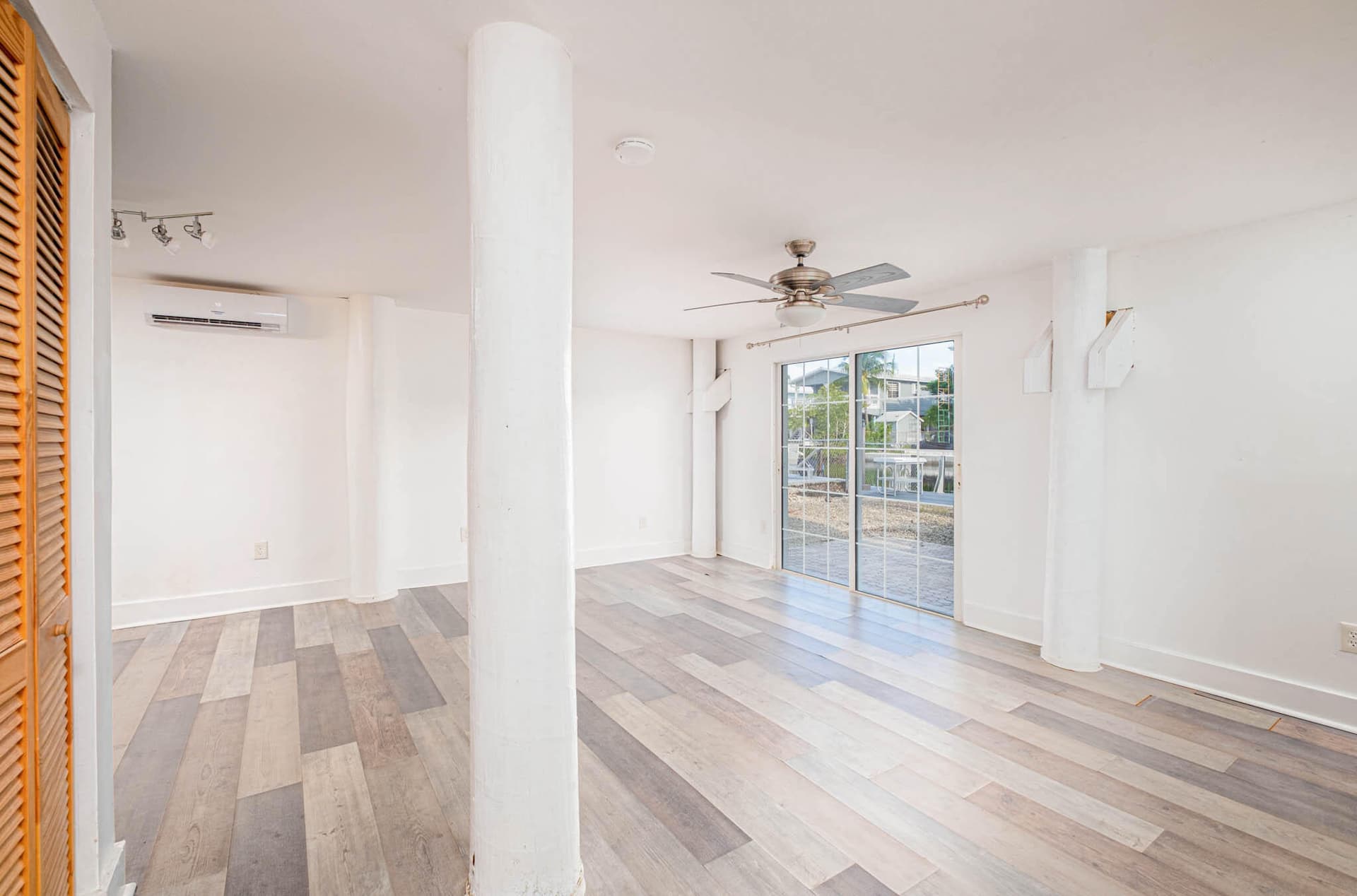 126 3rd Lane photo 6