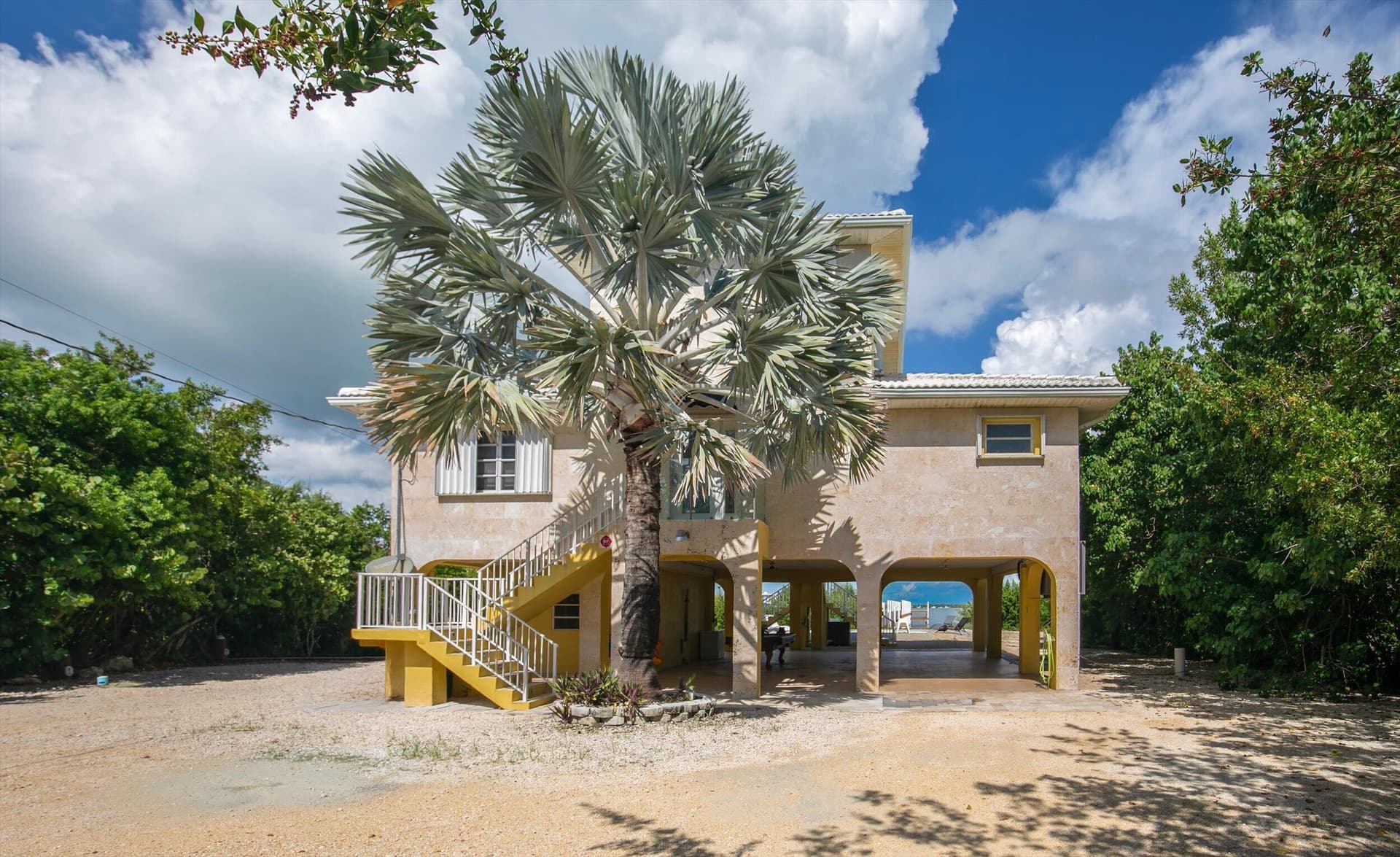 481 E Shore Drive #481 E Shore Drive 3