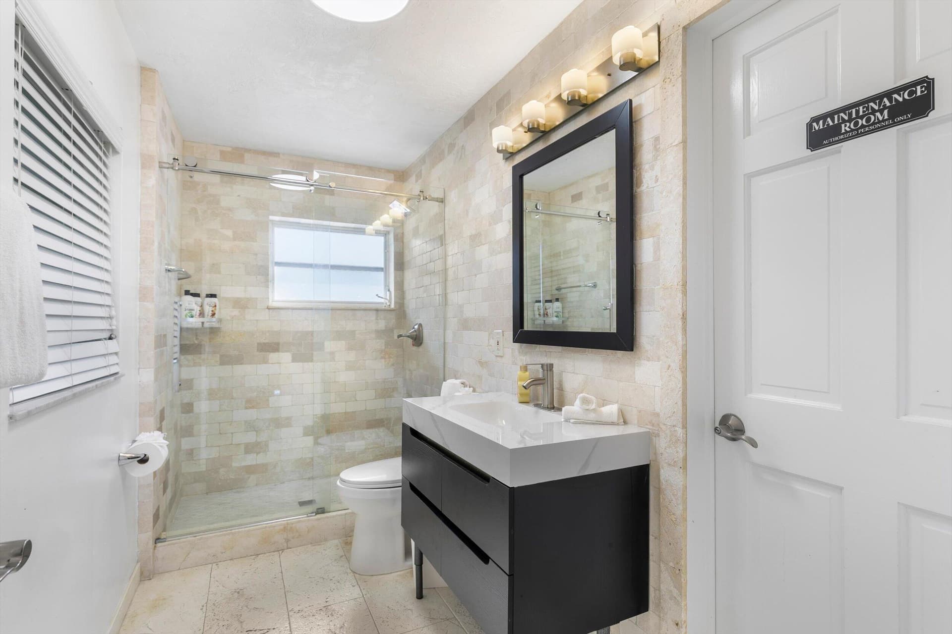 481 E Shore Drive 481 E Shore Drive photo 22