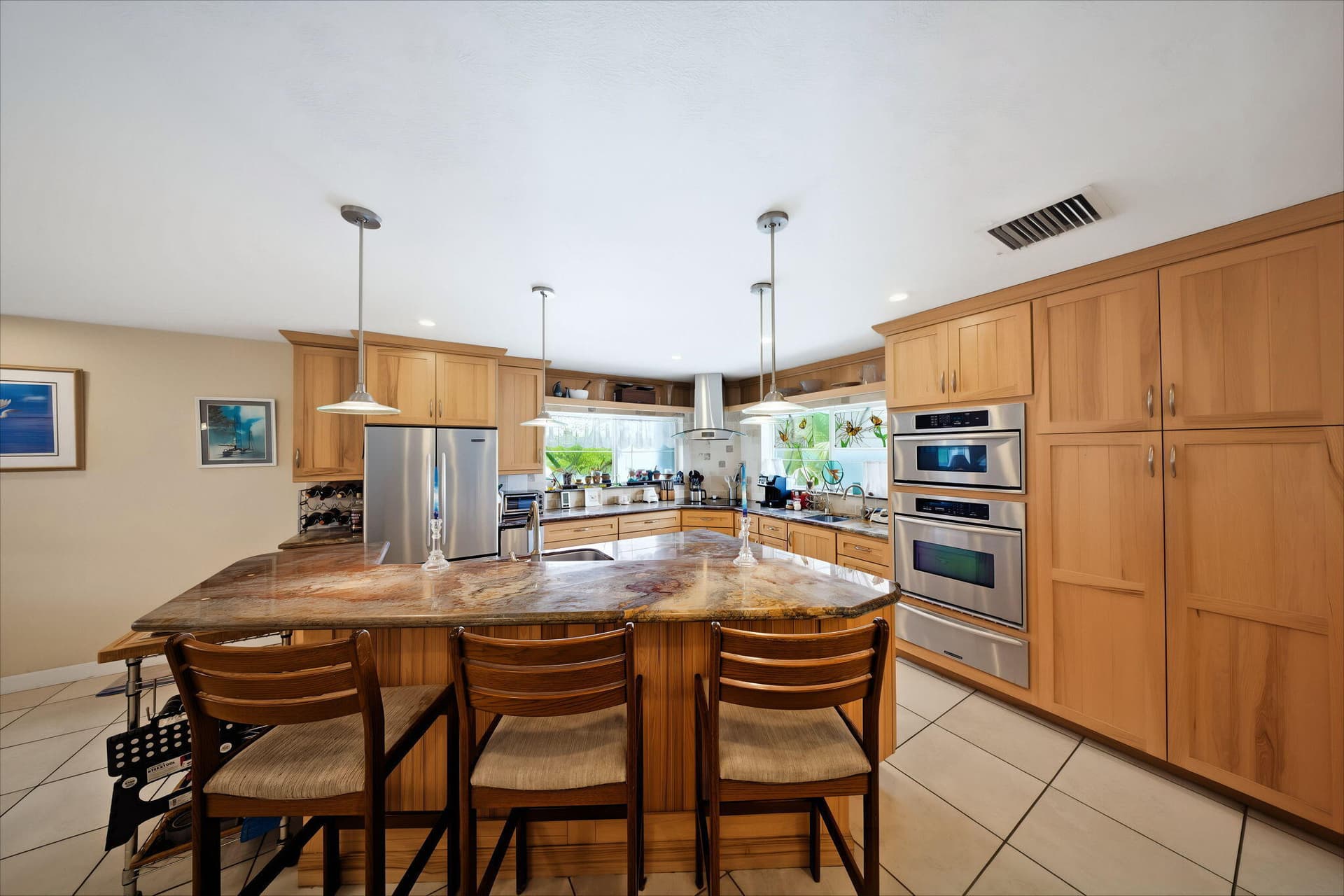 147 Gardenia Street photo 8