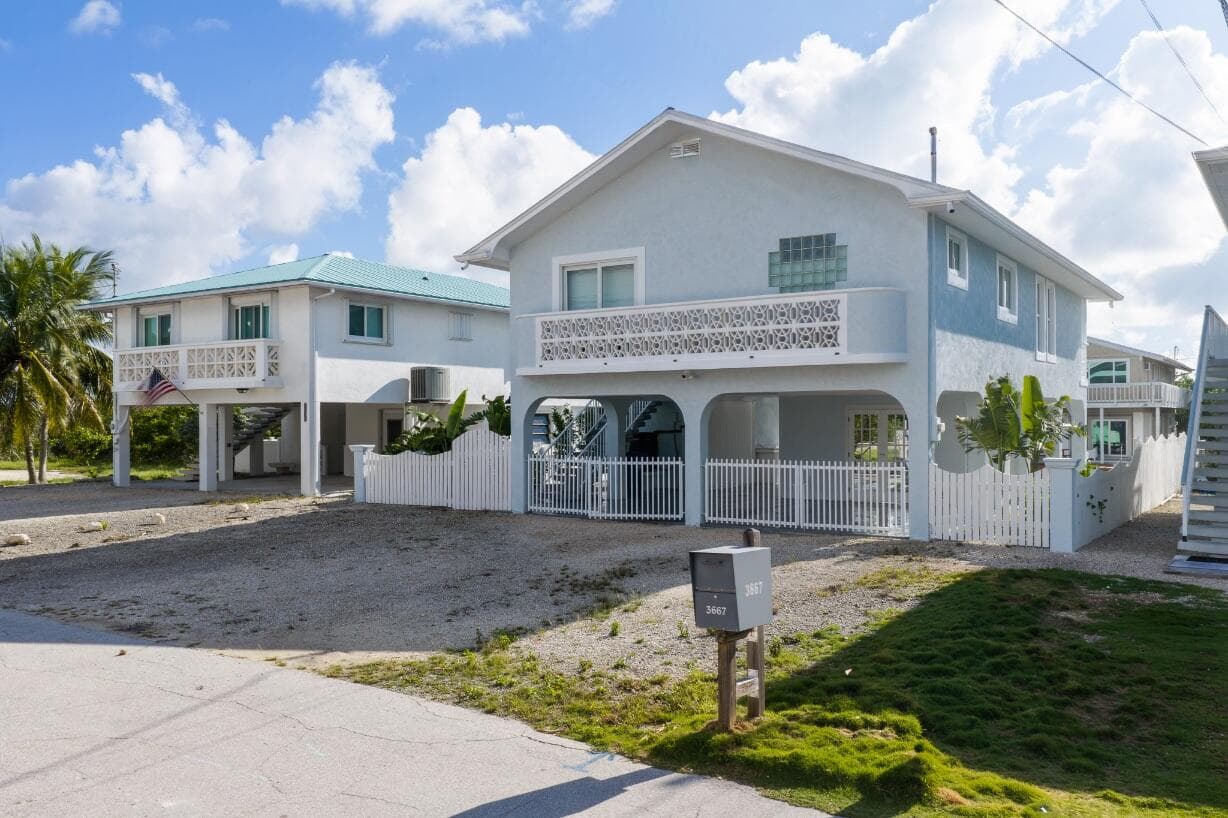 3667 S Southseas Street photo 2