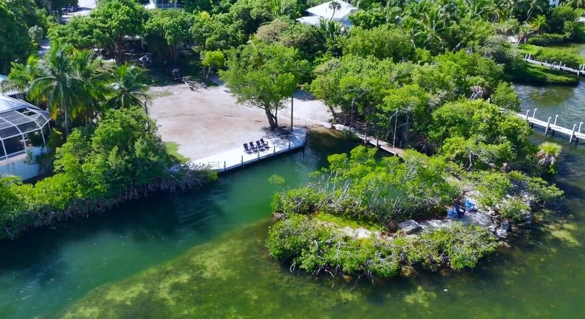 148 Tequesta Street photo 24
