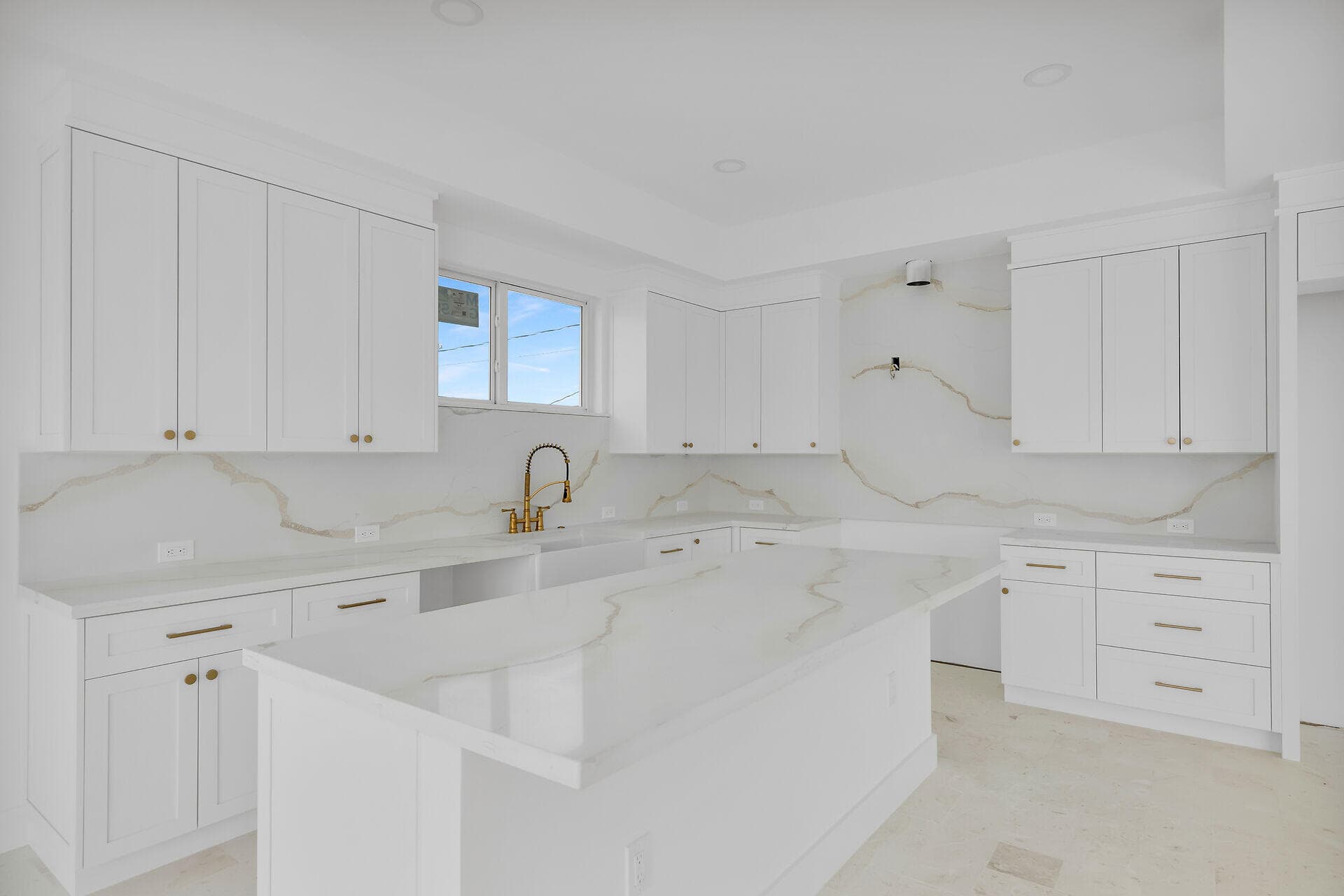 109 Ellington Court photo 12