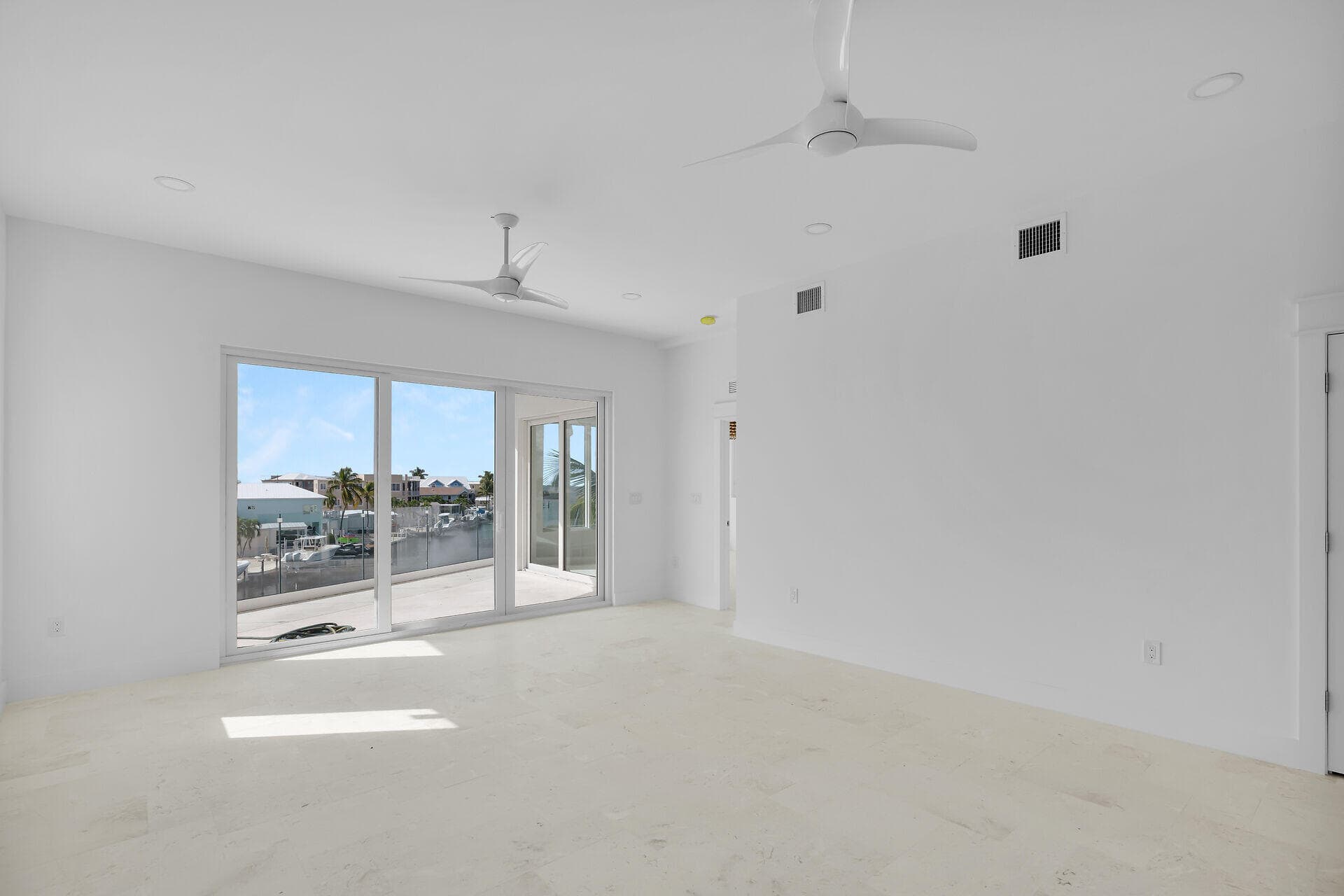 109 Ellington Court photo 25