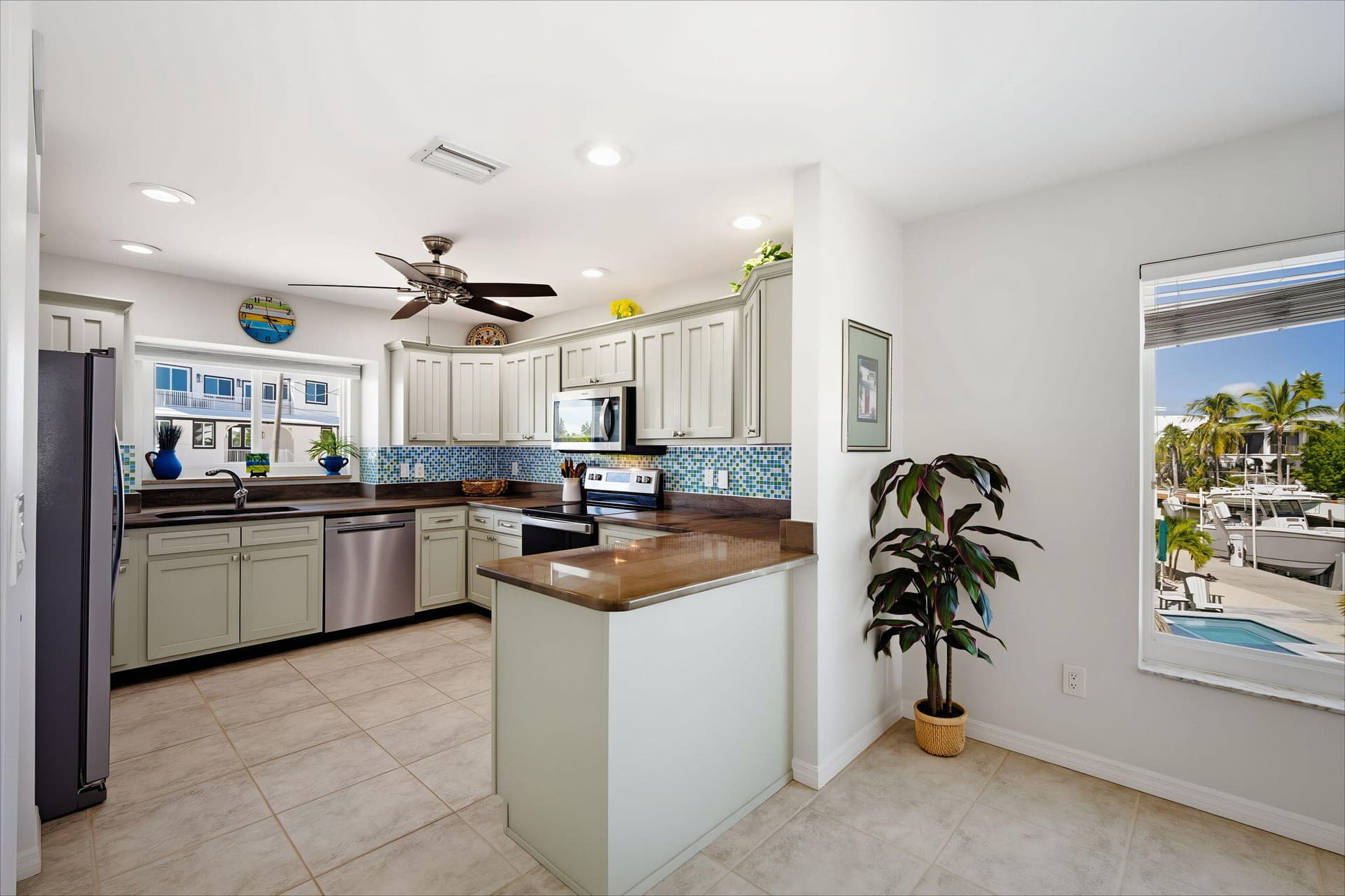 459 Pattison Drive photo 8