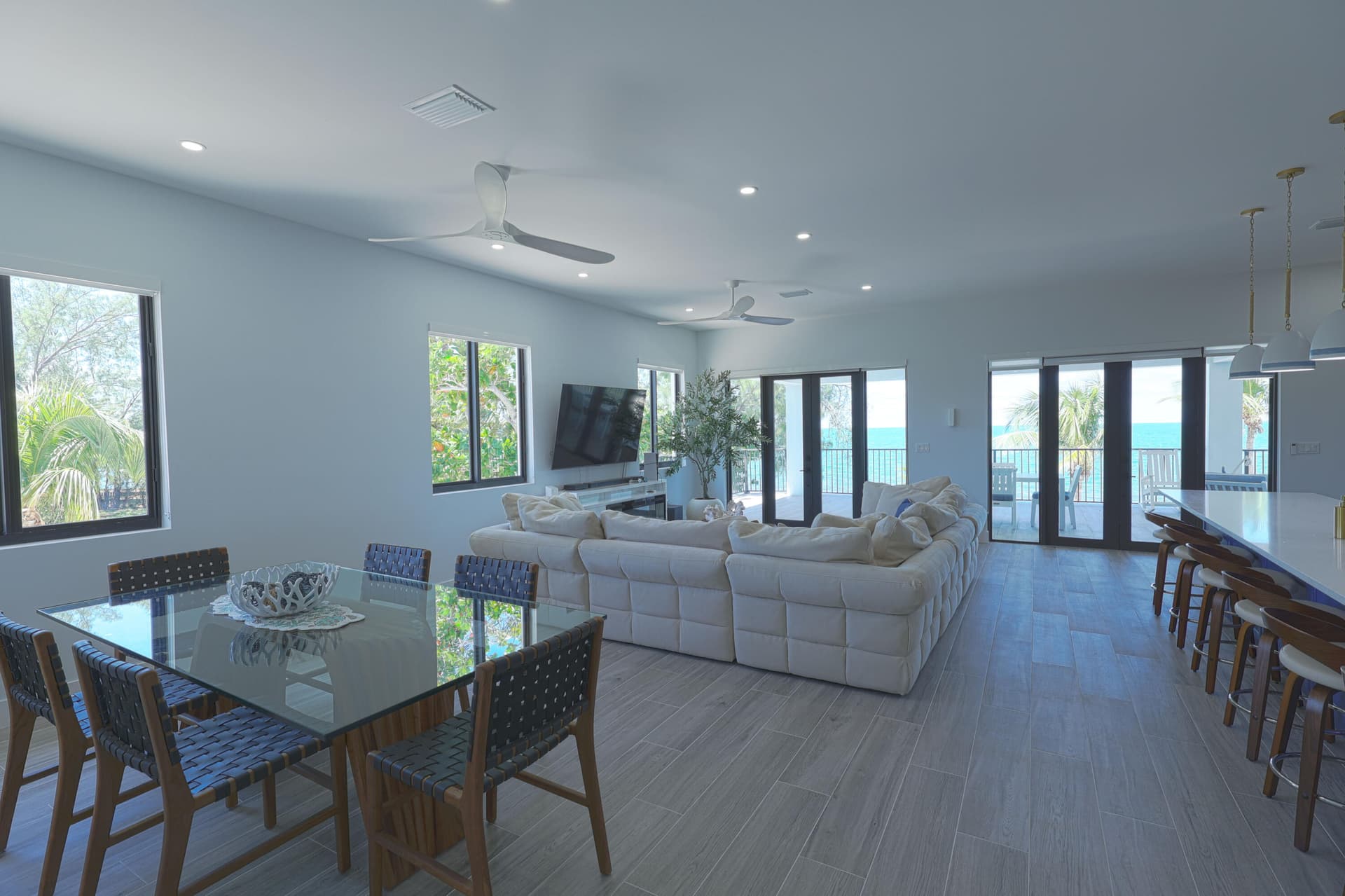143 Dorsett Drive photo 5