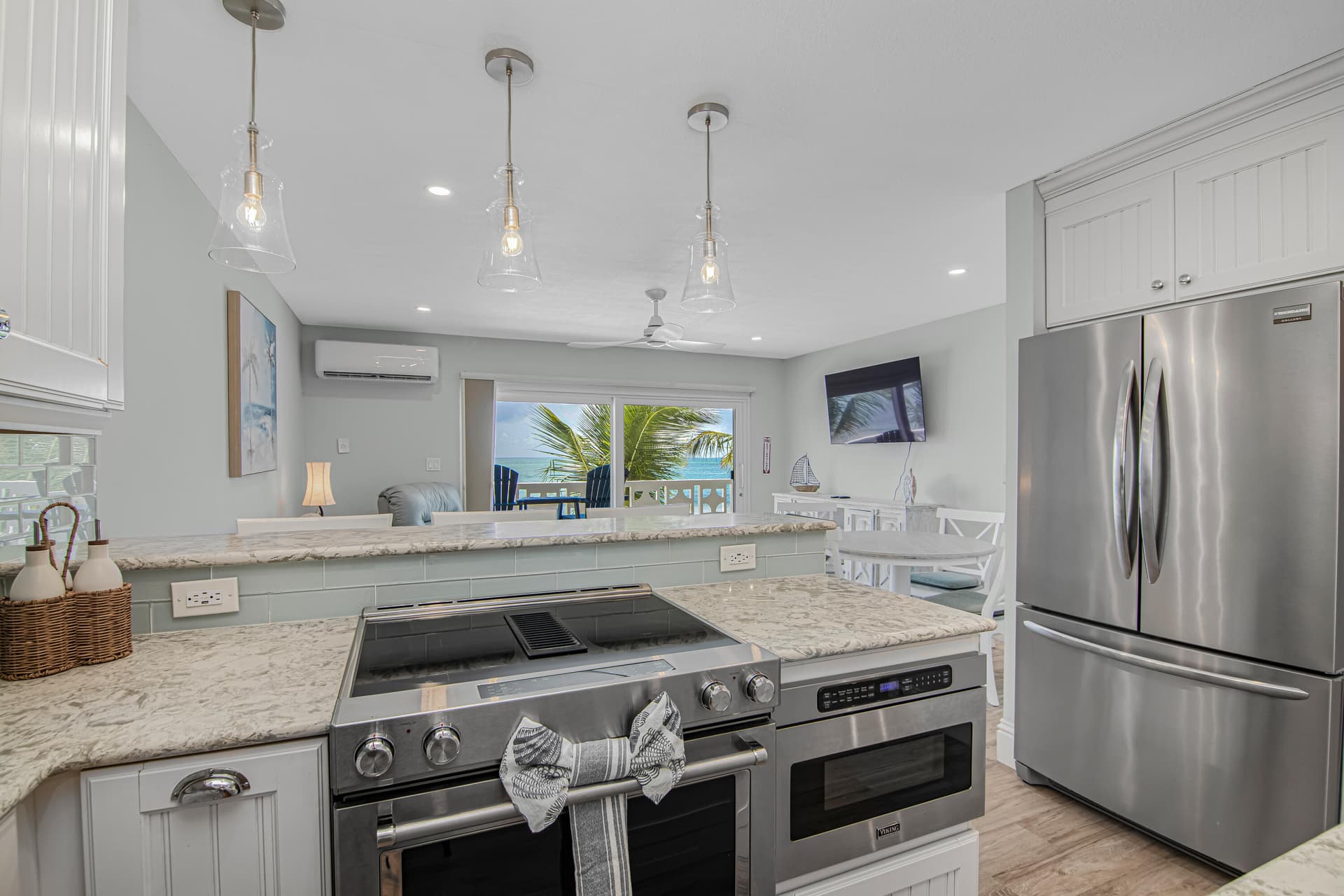 755 W Ocean Drive 7 photo 10