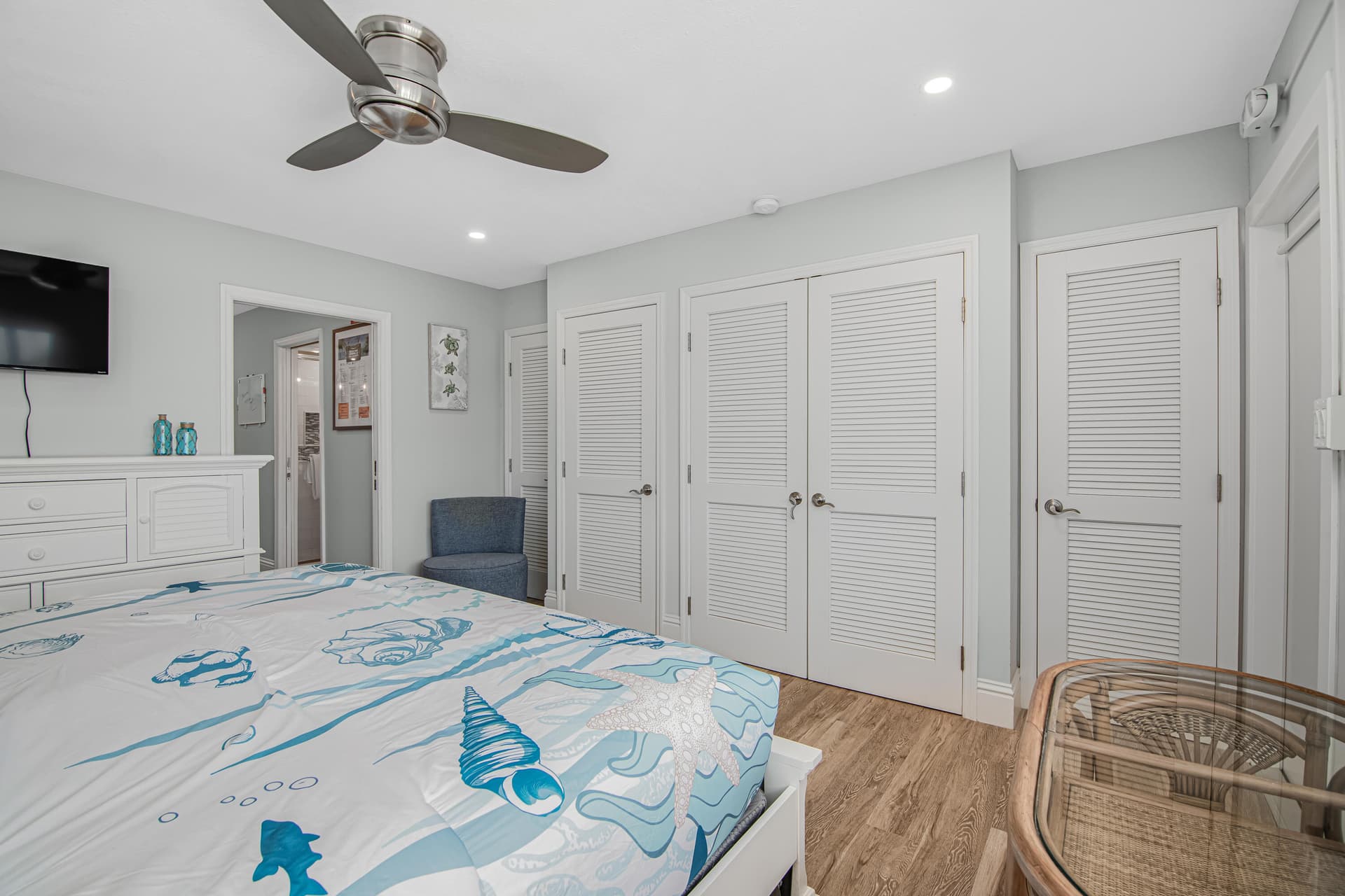 755 W Ocean Drive 7 photo 22
