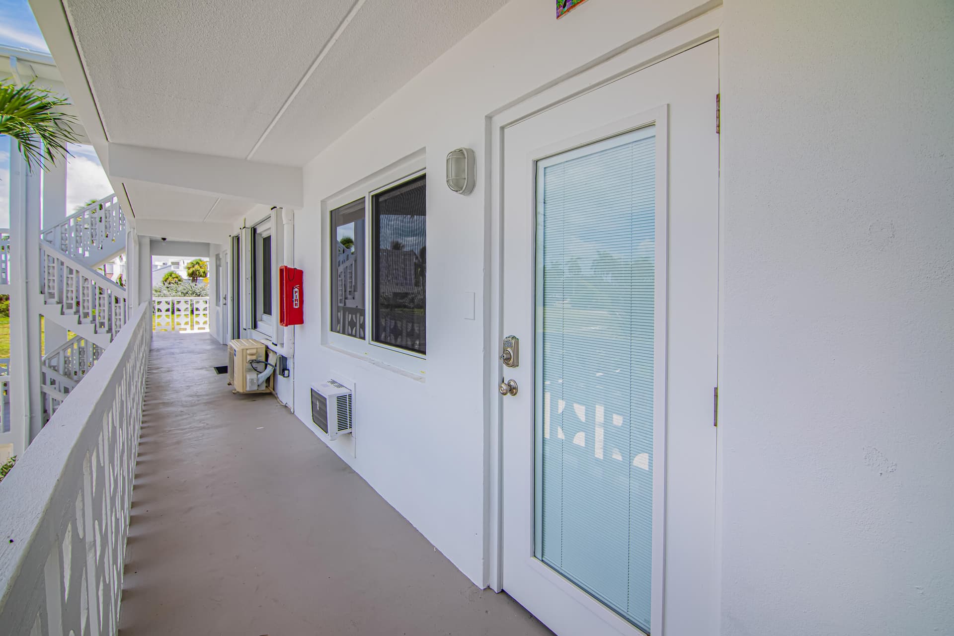 755 W Ocean Drive 7 photo 4
