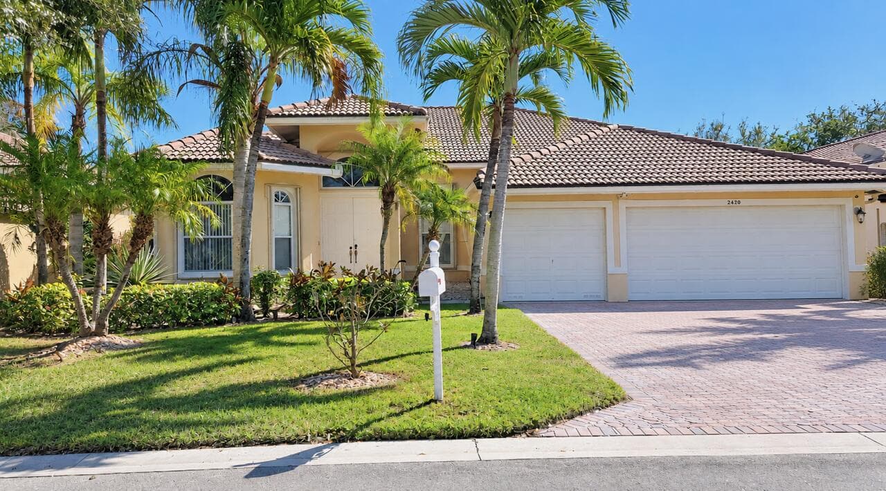 12420 NW 50 Place photo 1