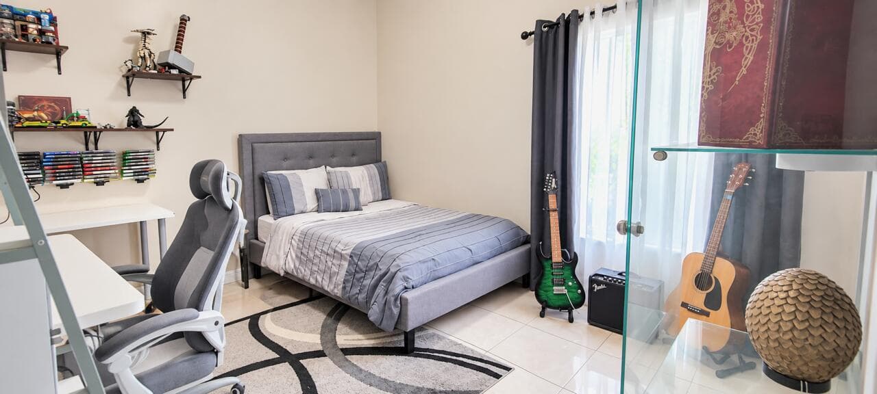 12420 NW 50 Place photo 17