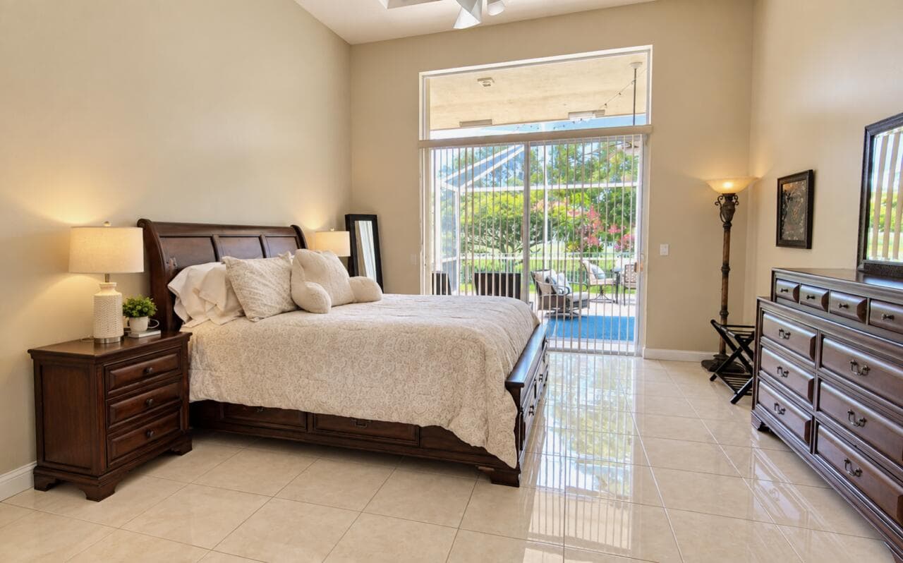 12420 NW 50 Place photo 18