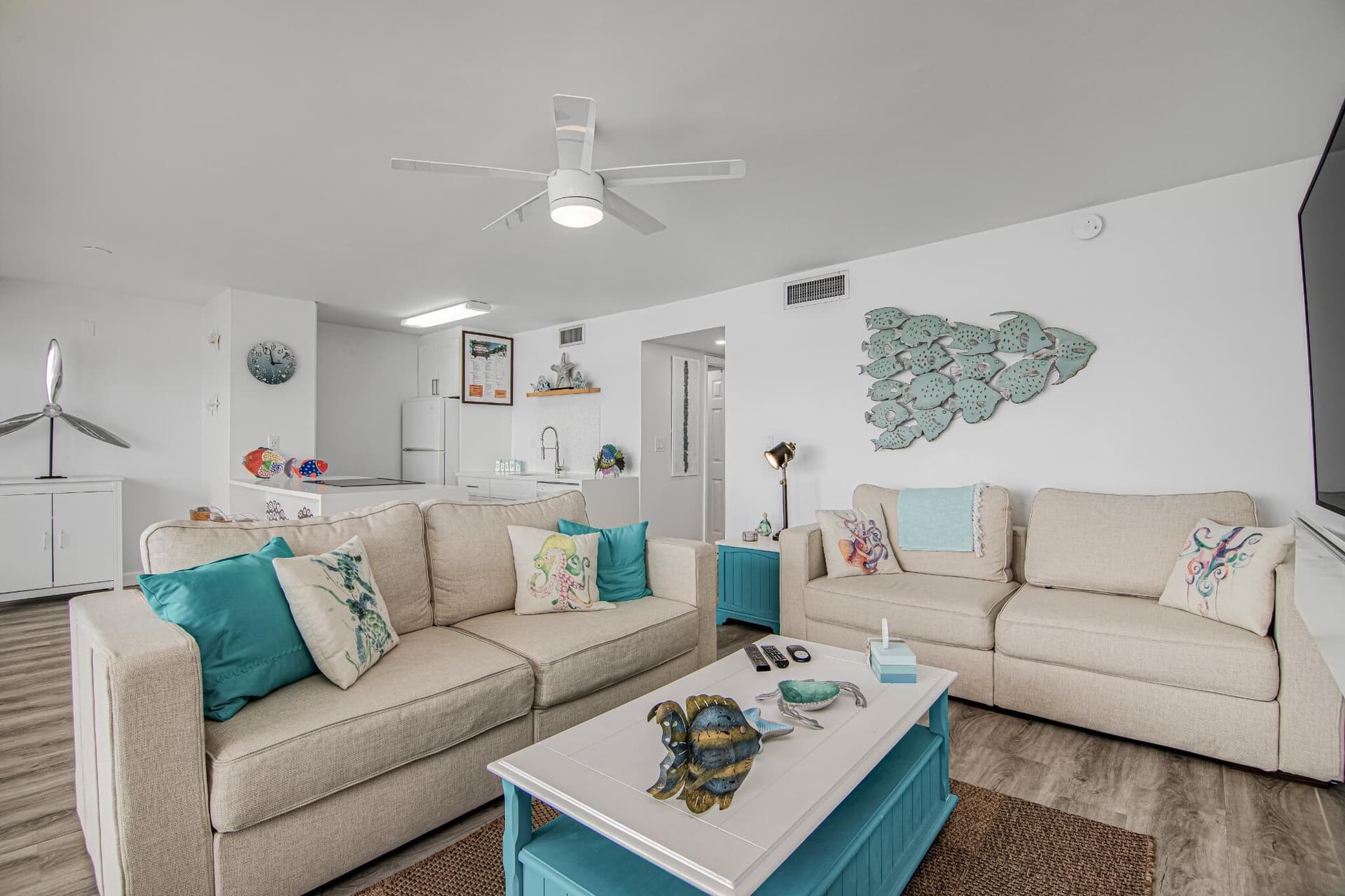 303 Sombrero Boulevard 207 photo 8