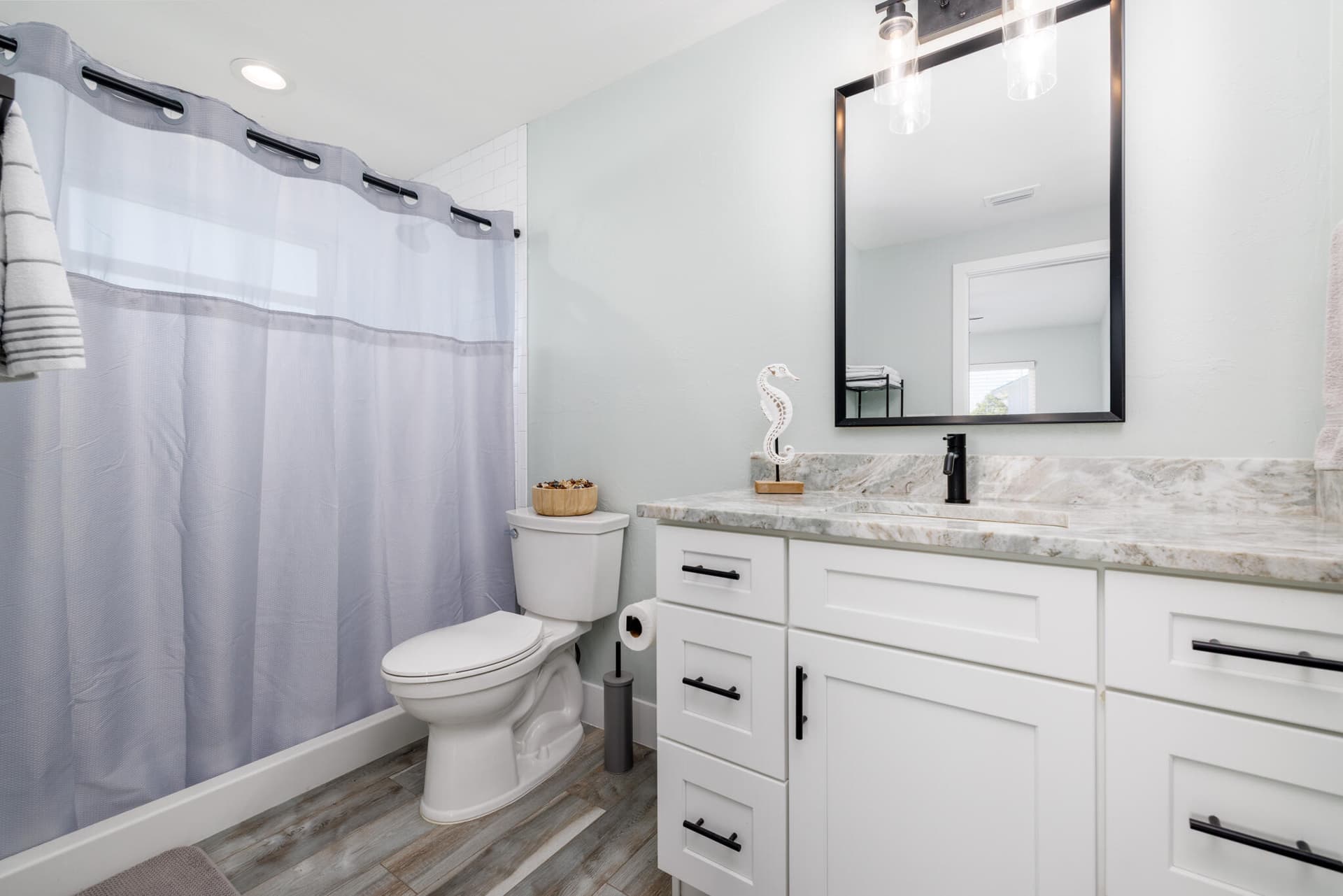 173 W Cahill Court photo 24