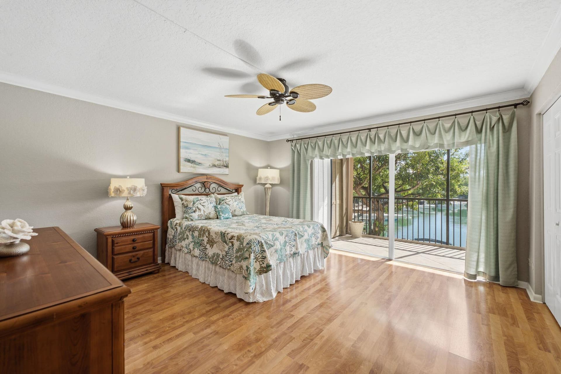 96000 NW Overseas Highway APT W22 photo 18