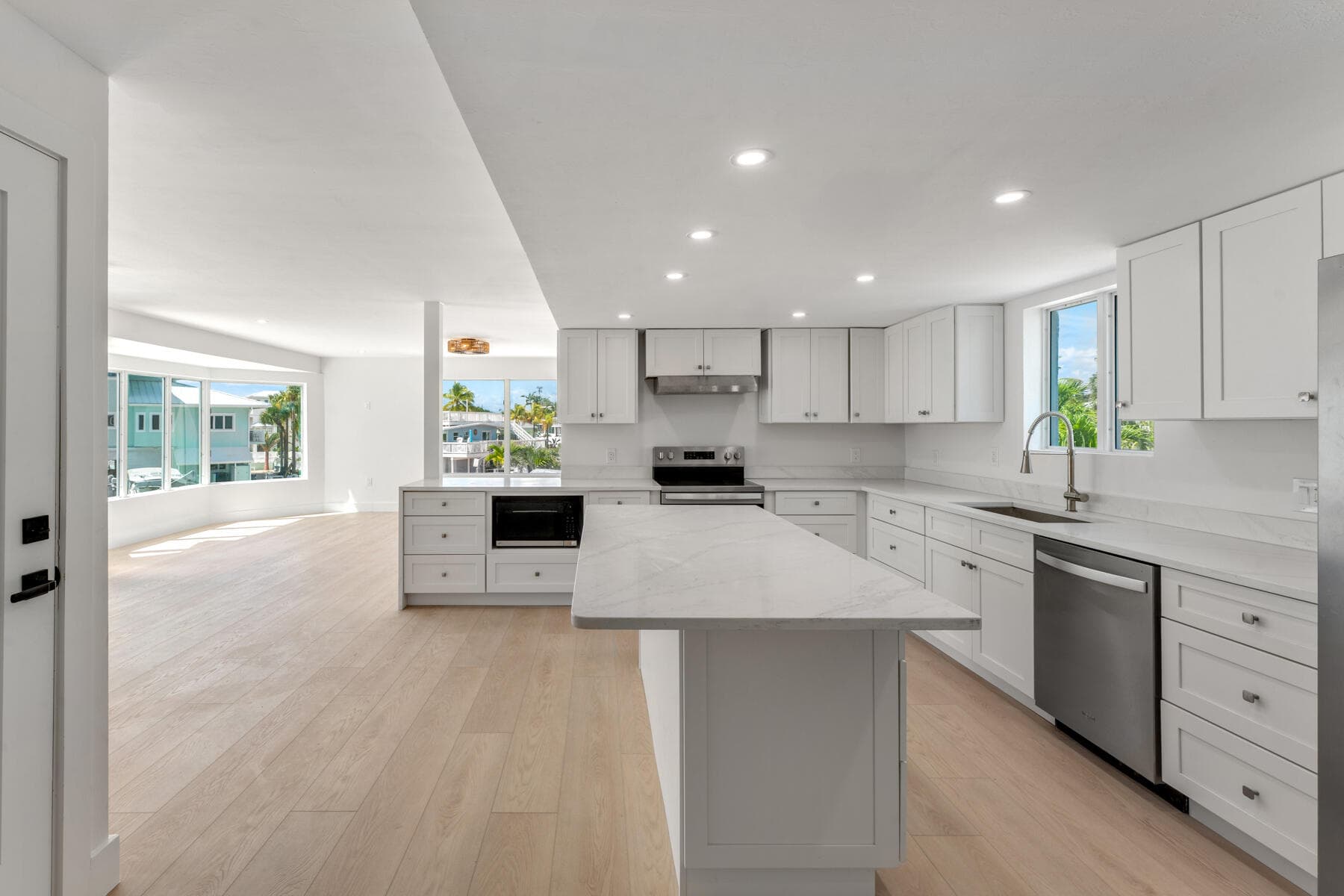 1200 Mockingbird Road photo 11