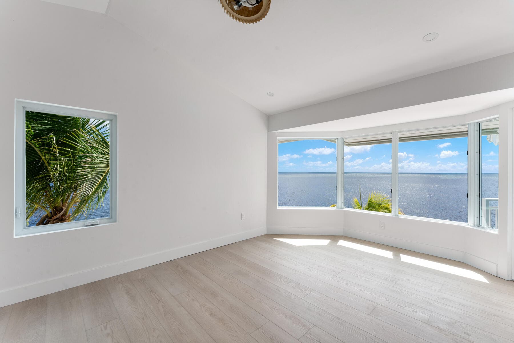 1200 Mockingbird Road photo 19
