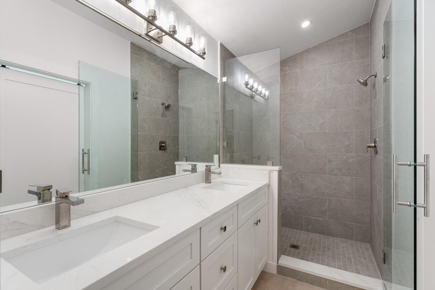 1200 Mockingbird Road photo 22