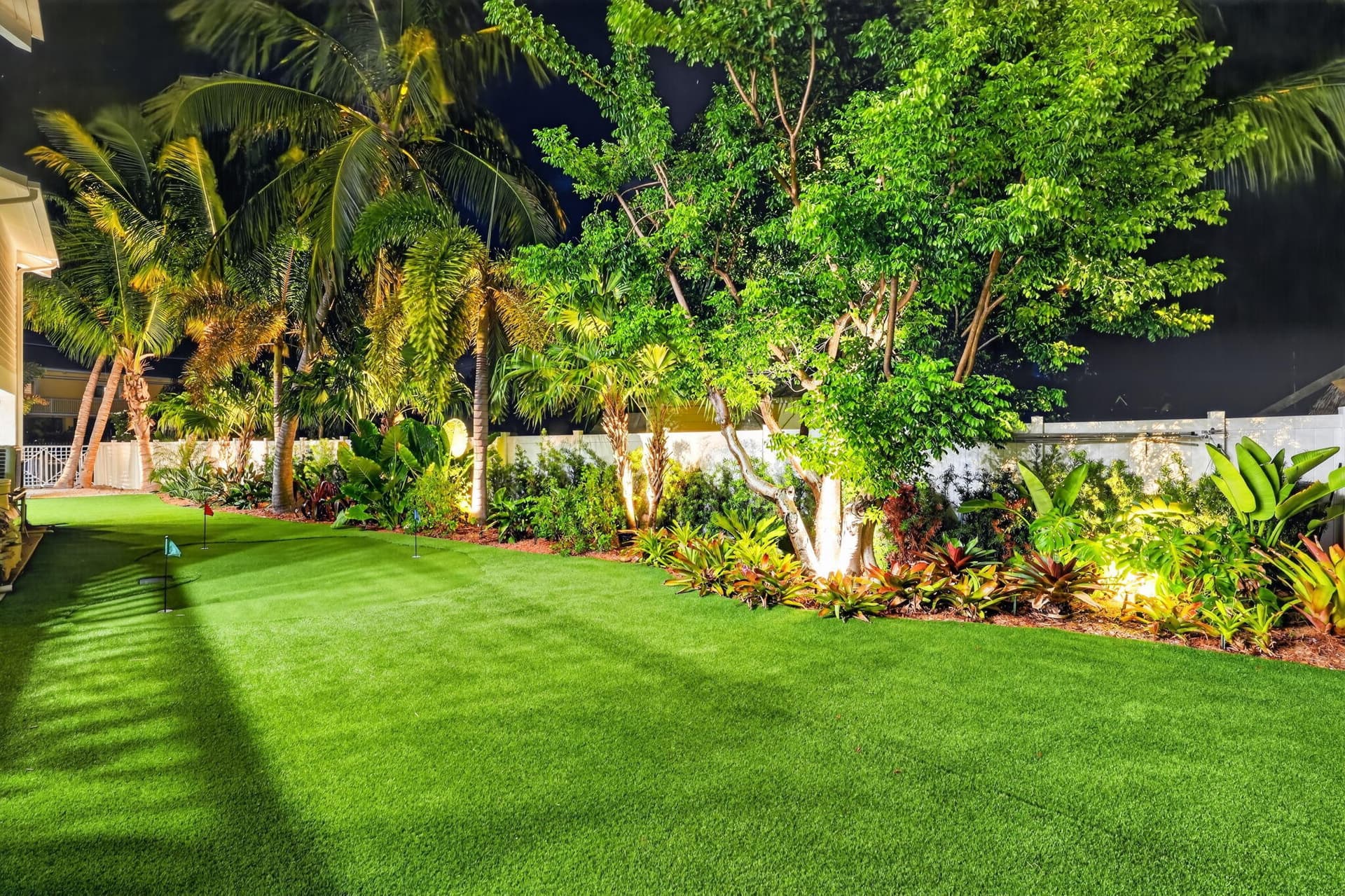 328 S Coconut Palm Boulevard photo 14