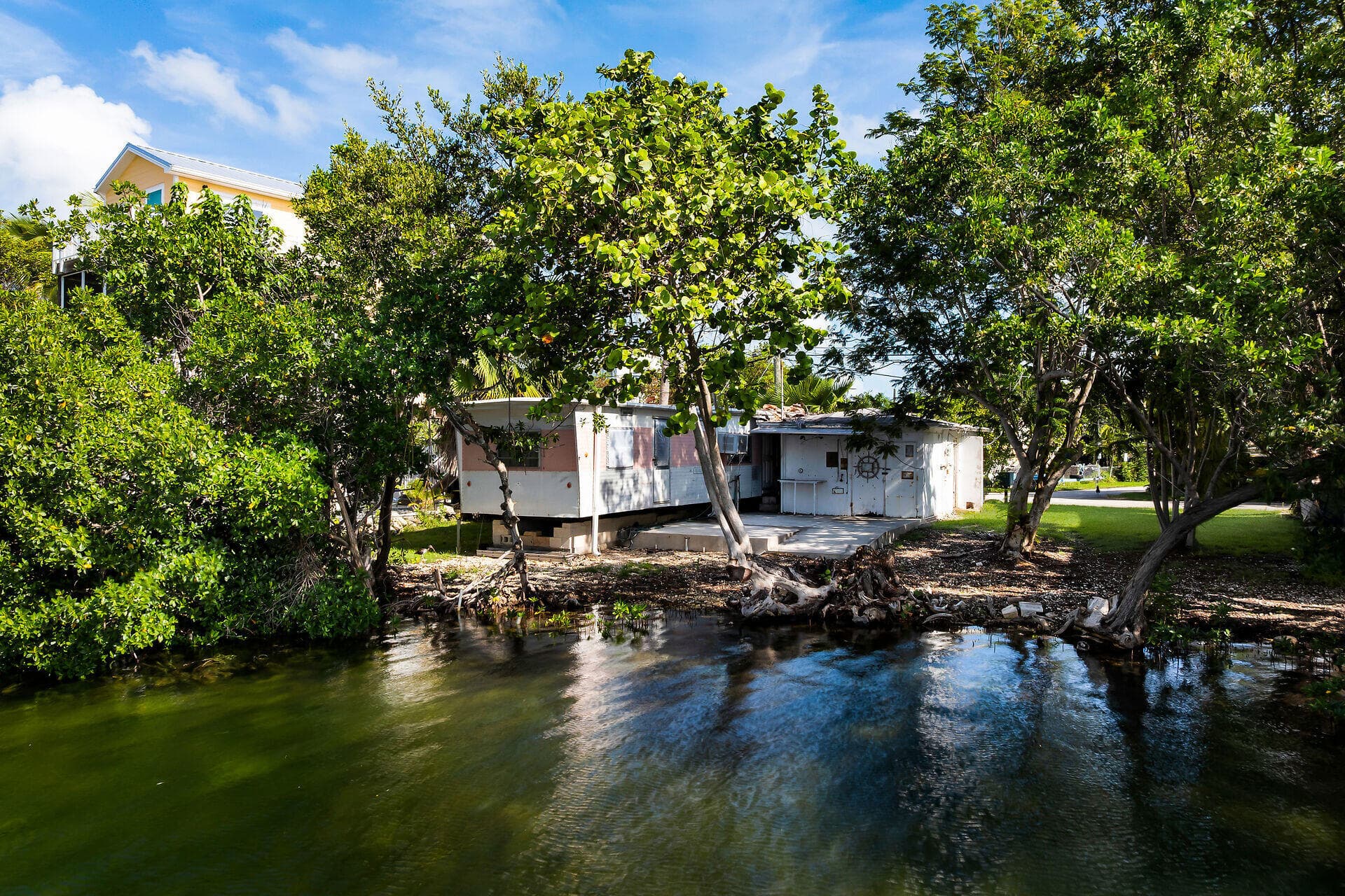 6 Beach Drive photo 8