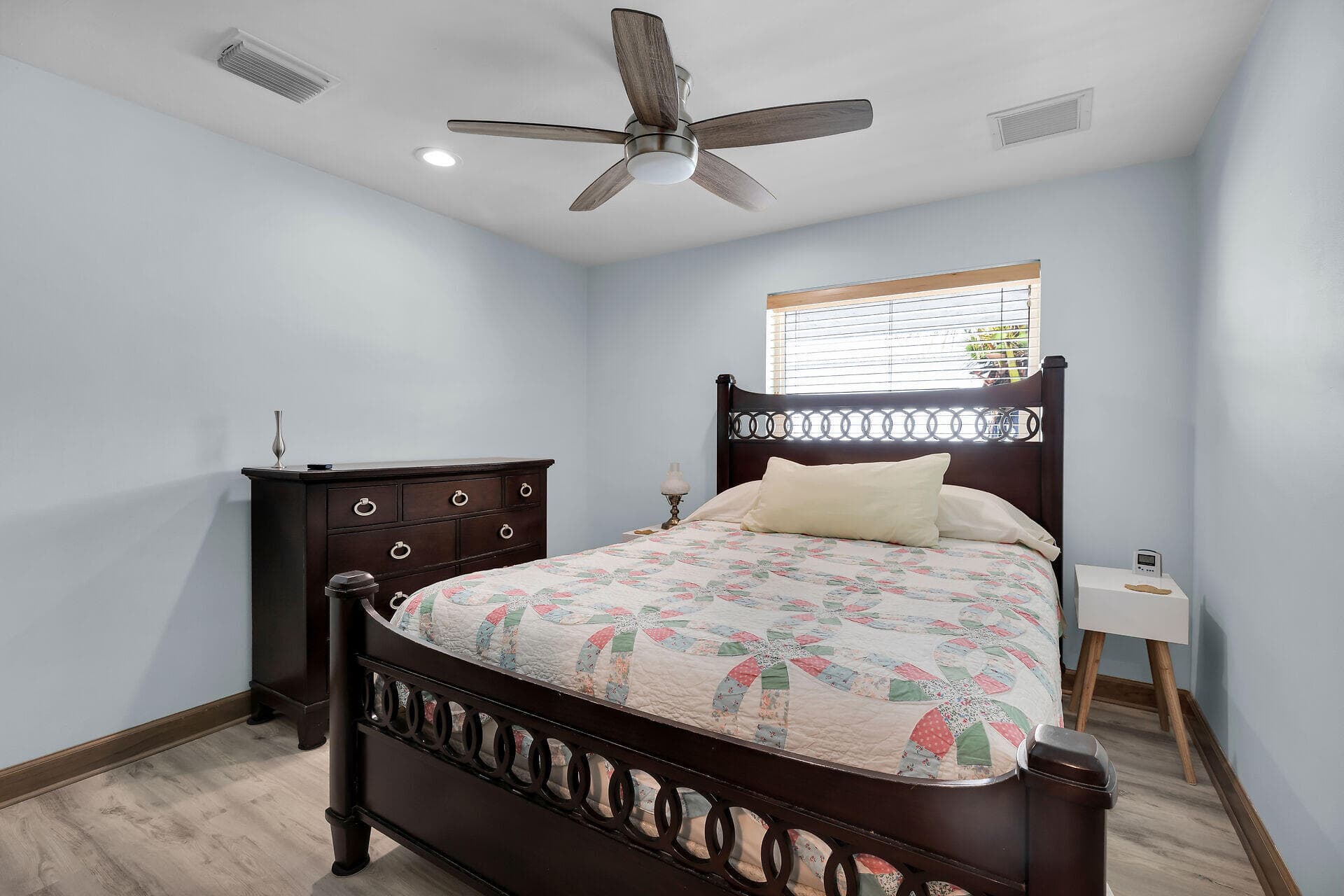 27322 Saint Martin Lane photo 21