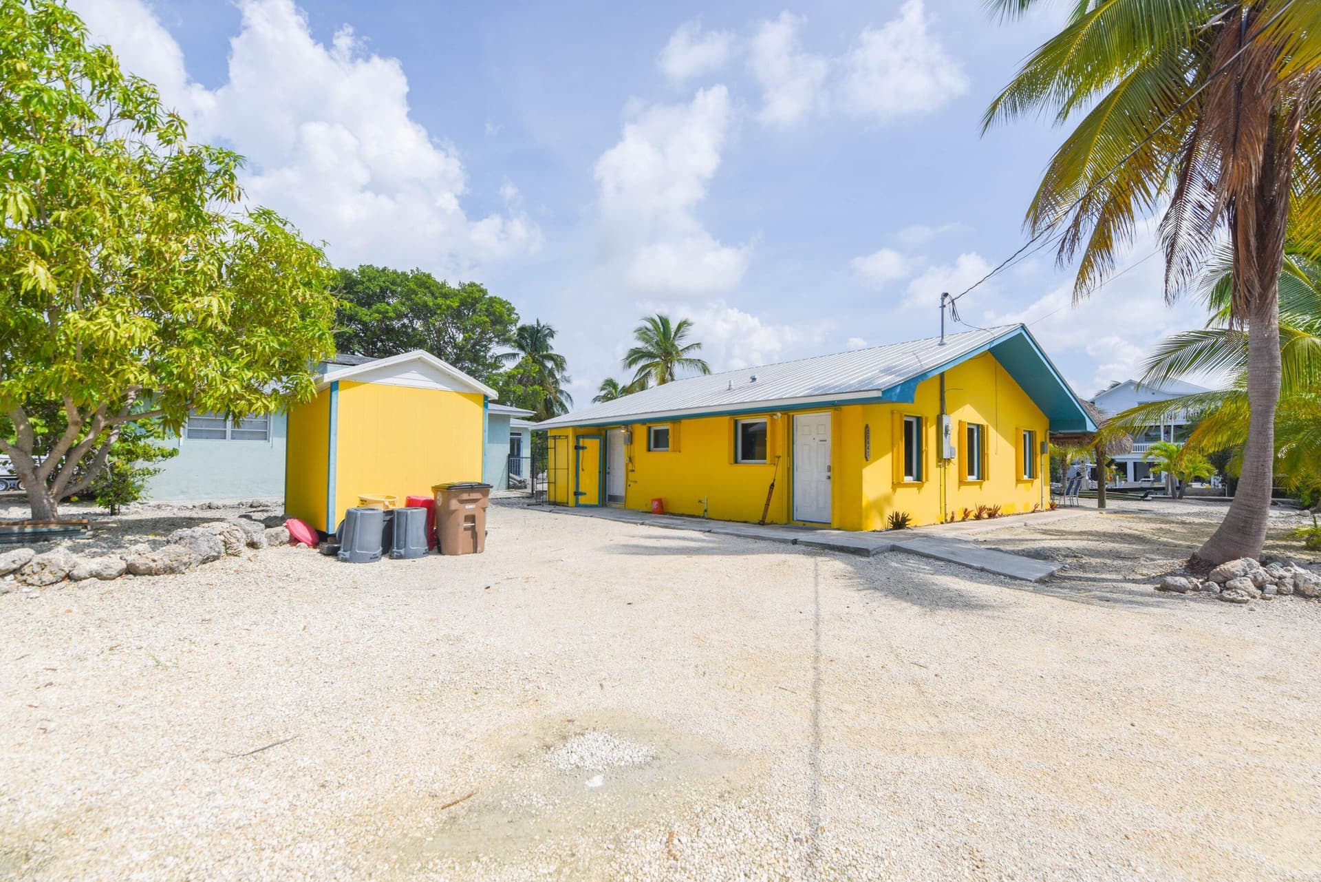 28441 Meyer Avenue photo 1