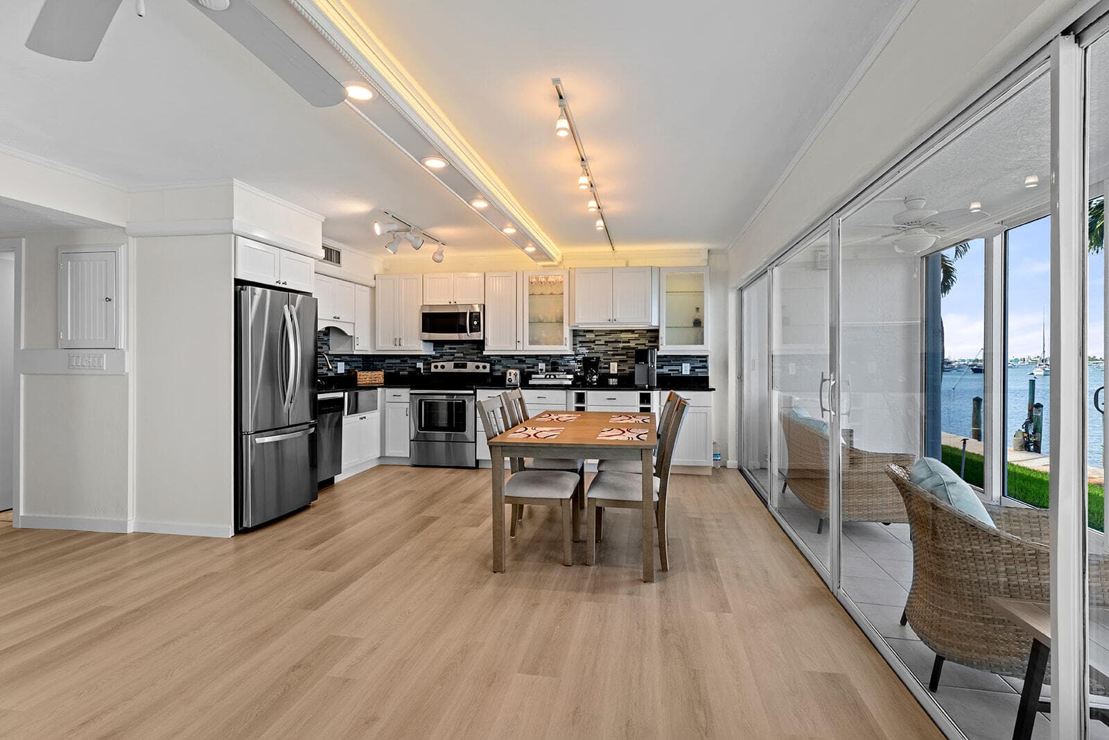 303 Sombrero Boulevard APT 106 photo 11