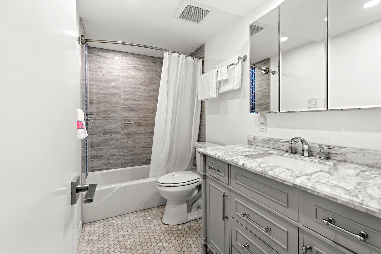 303 Sombrero Boulevard APT 106 photo 25