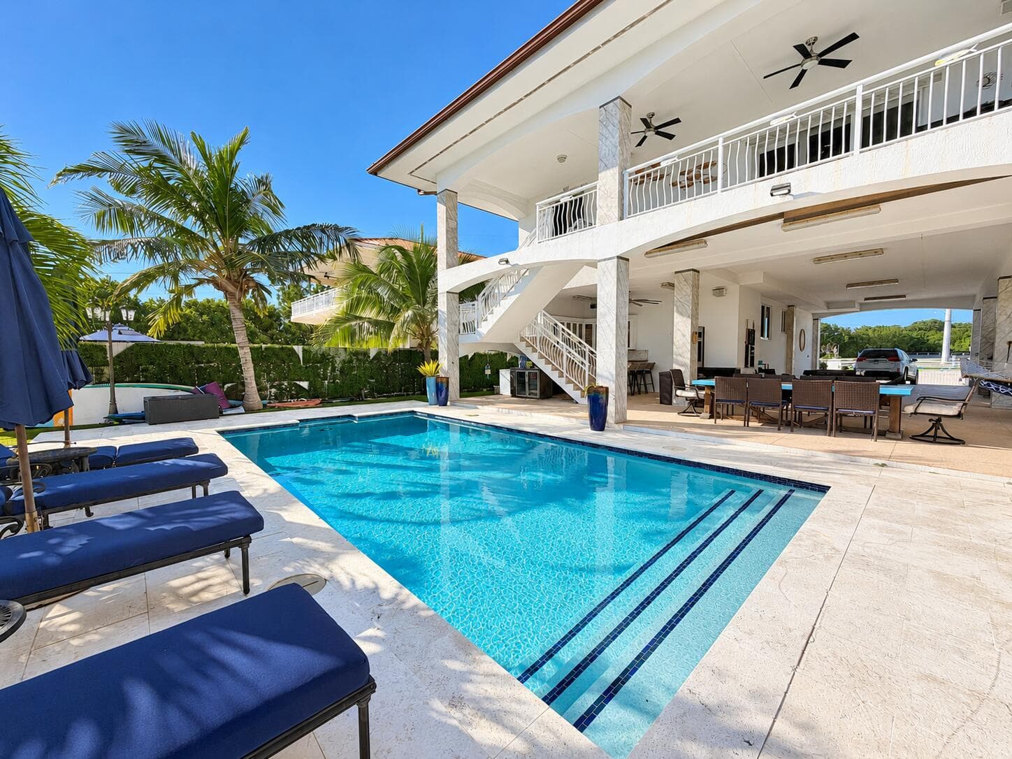 114 Bessie Road photo 1