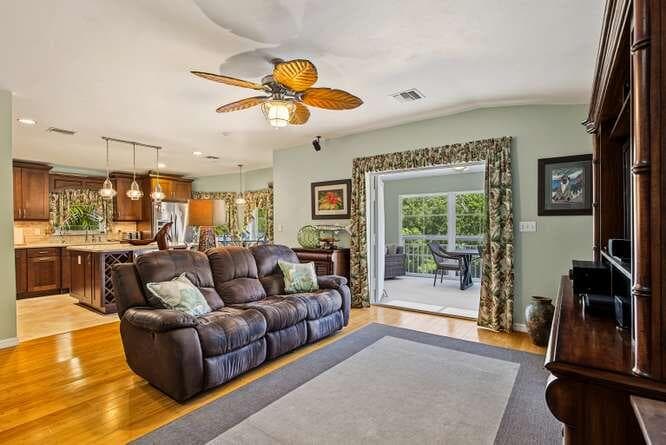 1217 Mockingbird Road photo 7