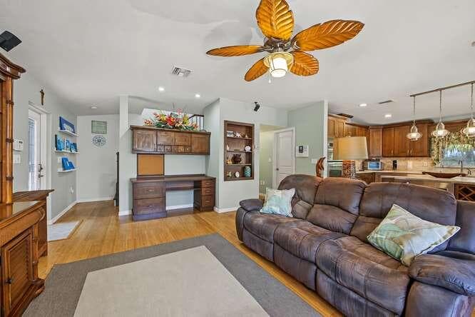 1217 Mockingbird Road photo 8