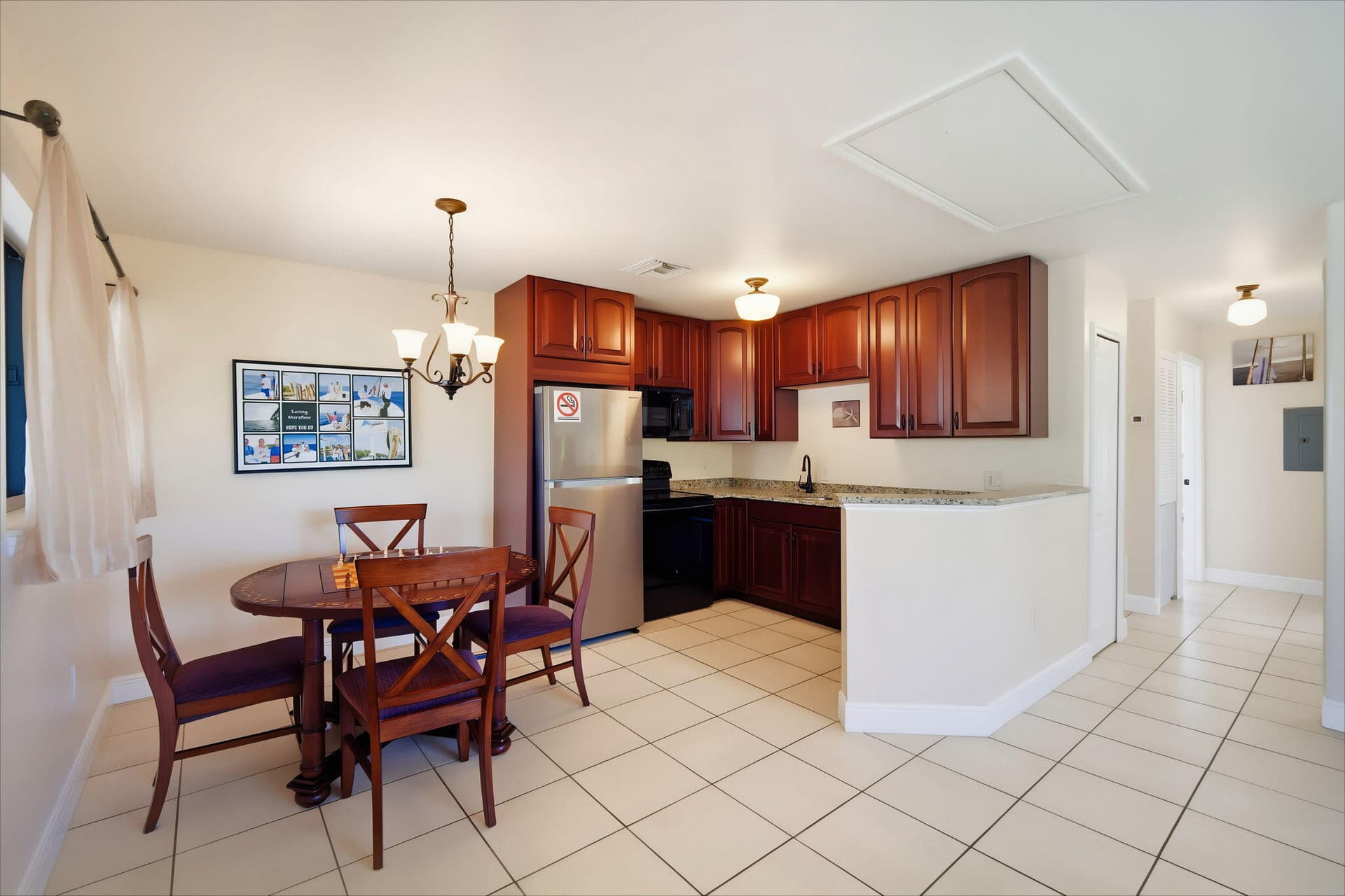 9104 Aviation Boulevard photo 6