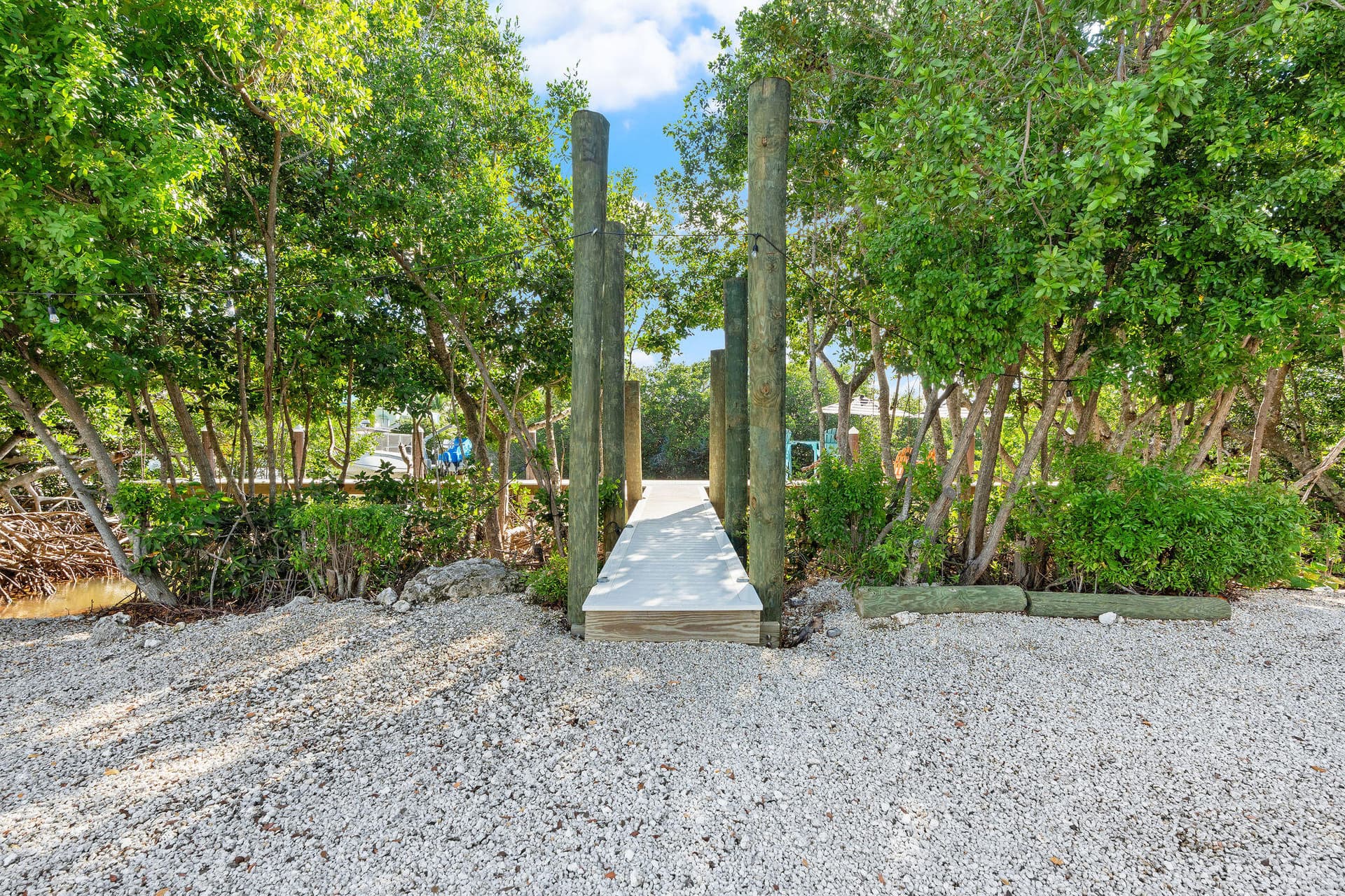 43 Waterways Drive photo 2