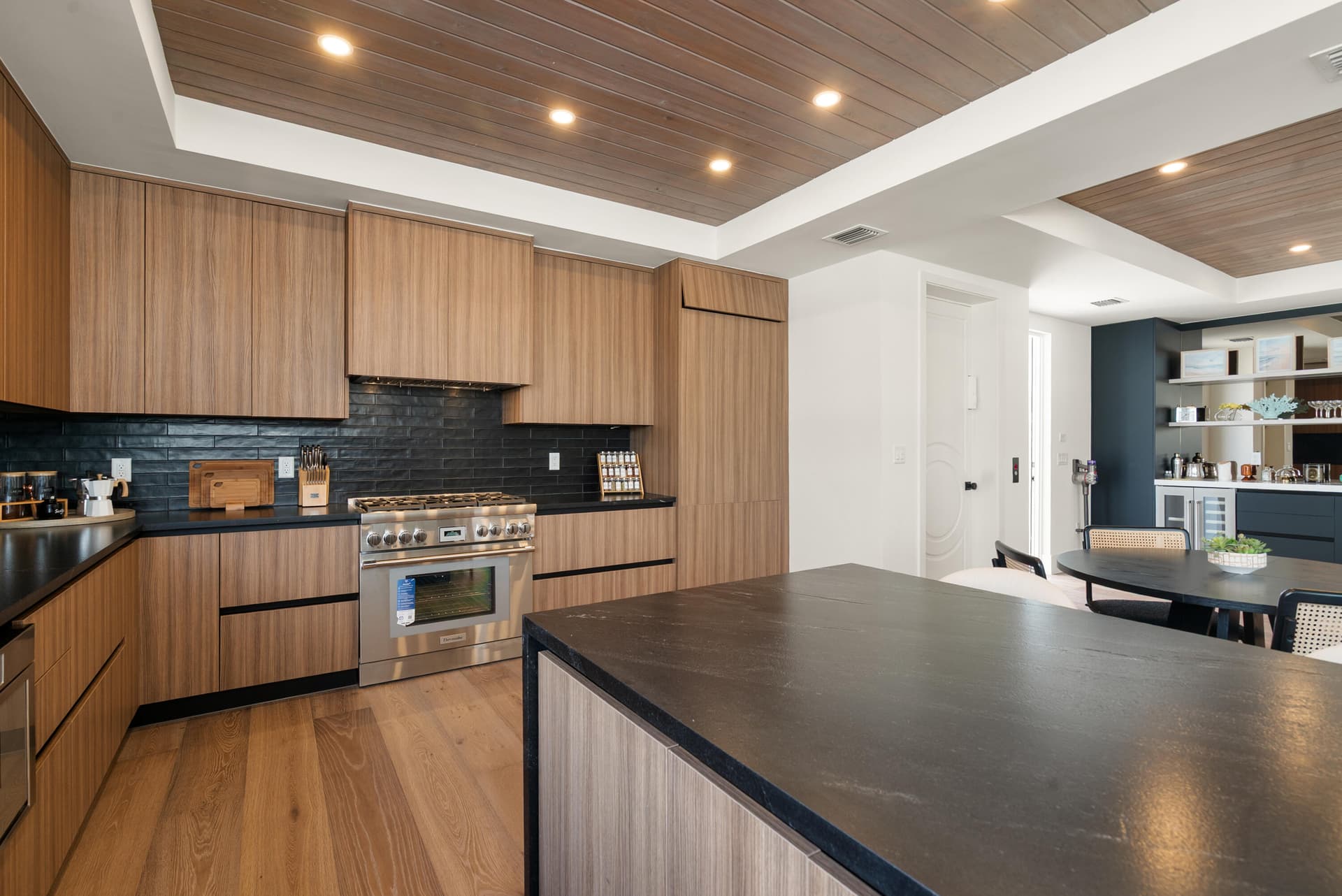 175 W Avenue A photo 7