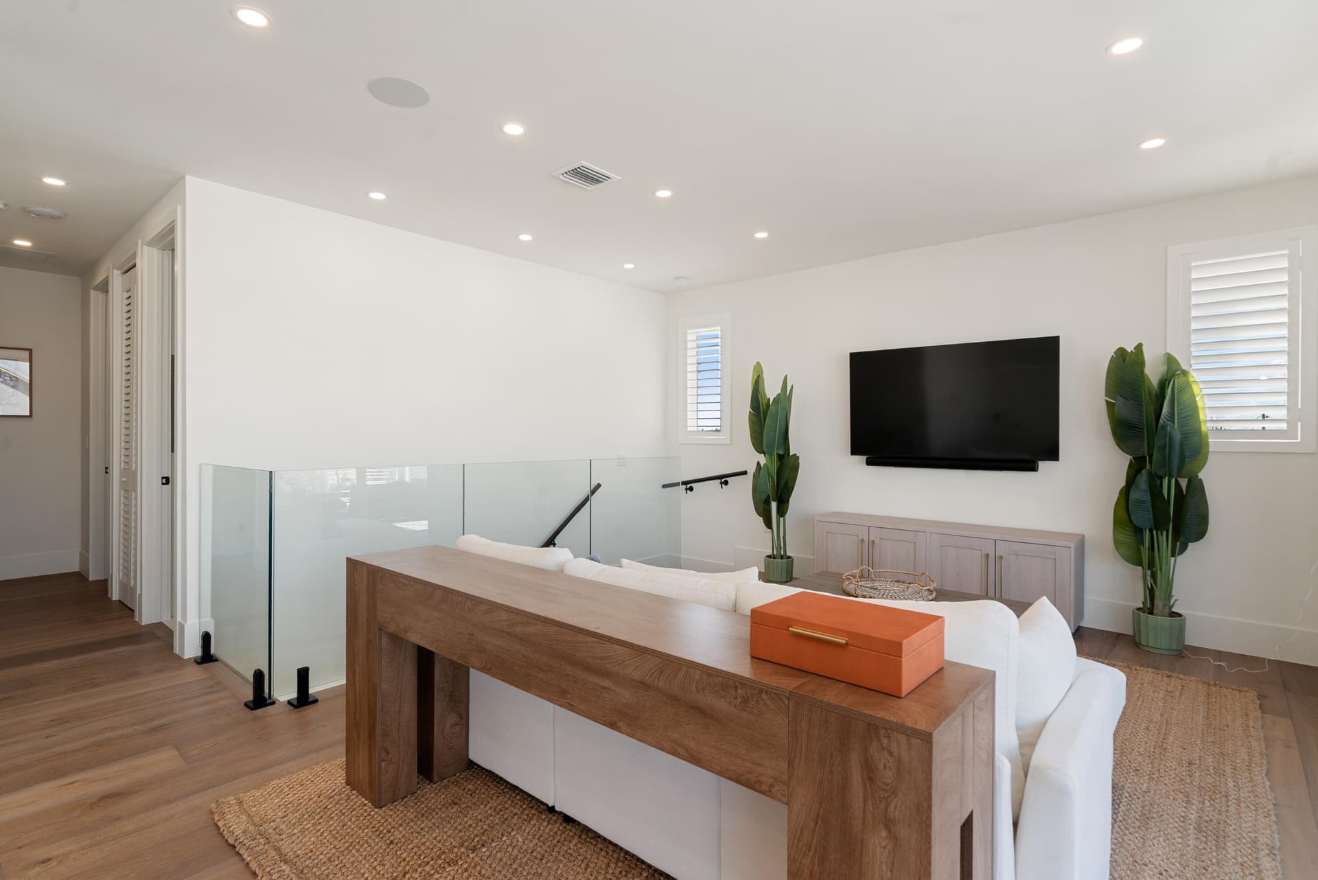 175 W Avenue A photo 22