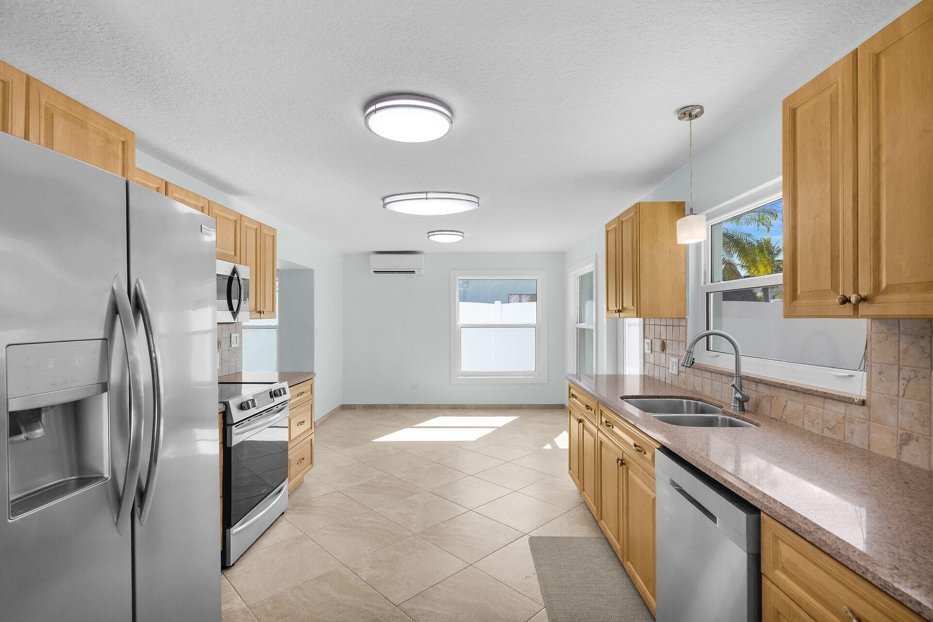 251 Azalea Street photo 16