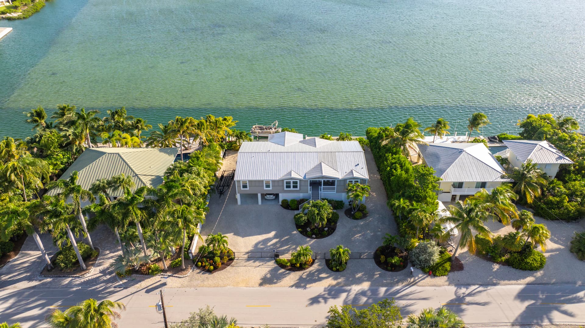 265 S Point Drive photo 4