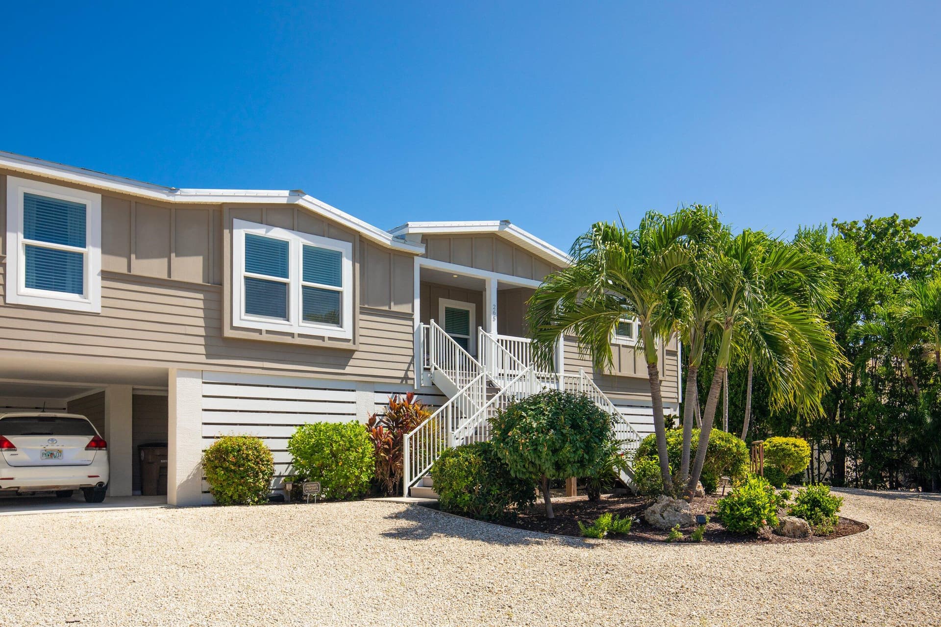 265 S Point Drive photo 3