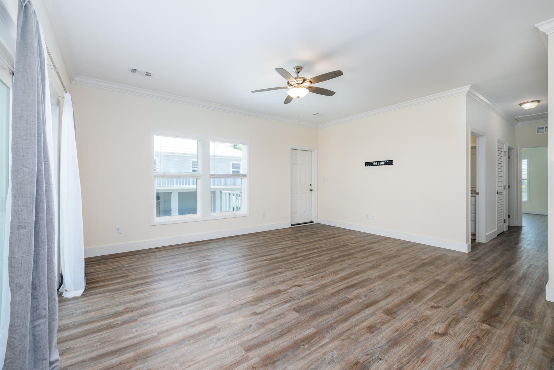 29667 Flying Cloud Avenue photo 10