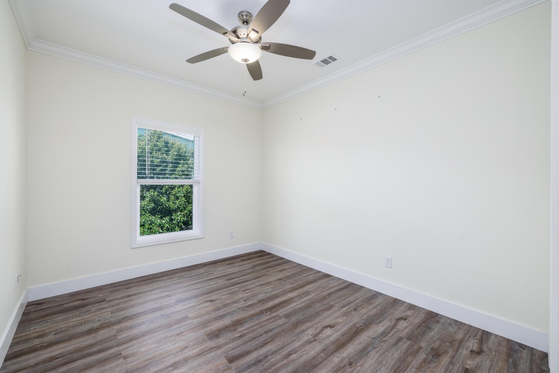 29667 Flying Cloud Avenue photo 25