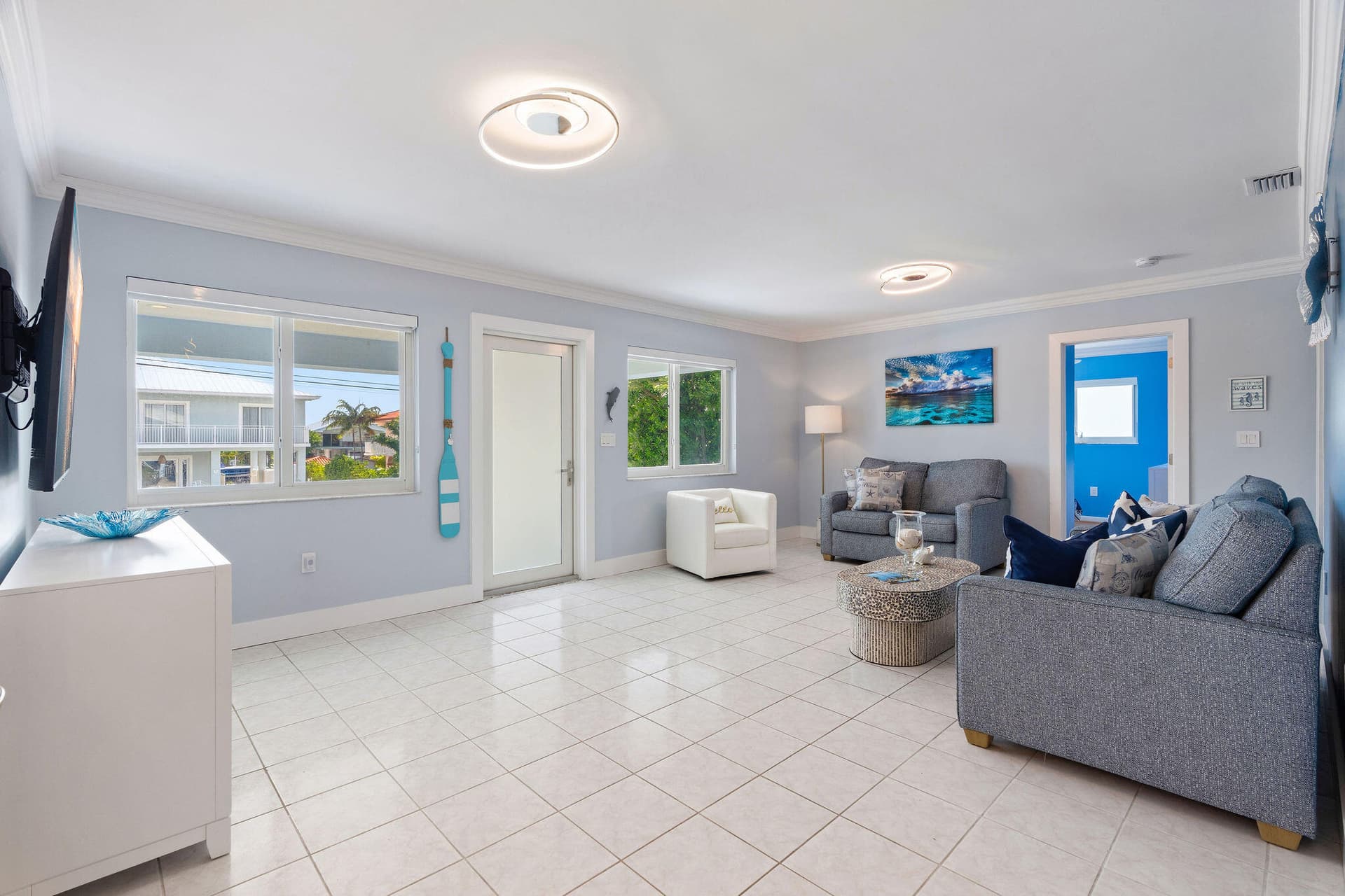130 Lorelane Place photo 4
