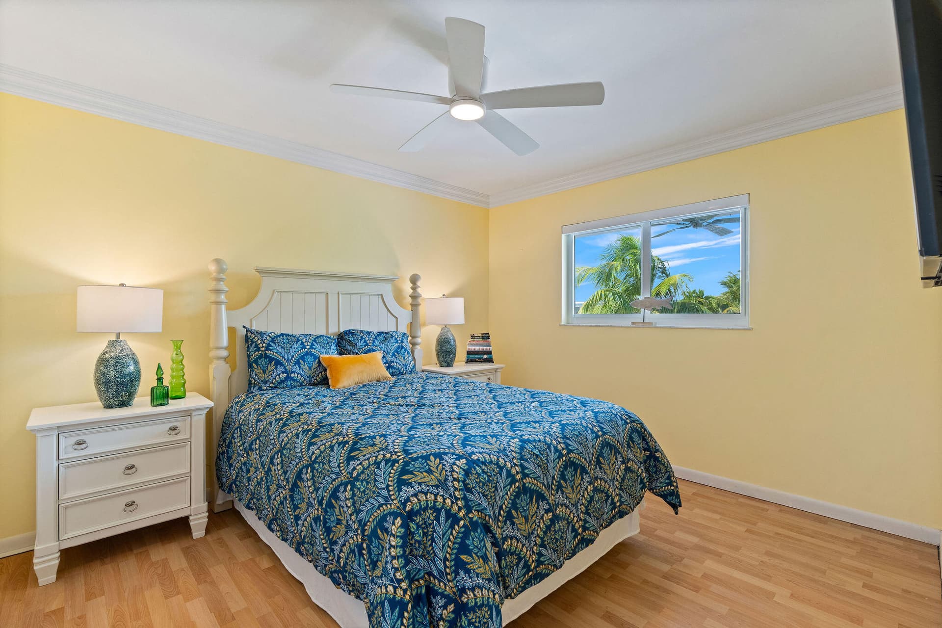 130 Lorelane Place photo 17