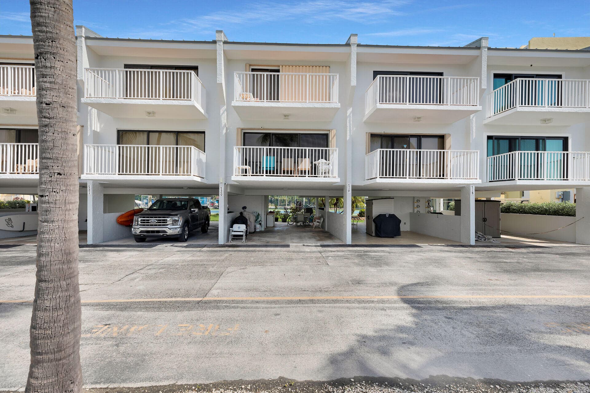 88540 Overseas Highway UNIT 721 photo 2