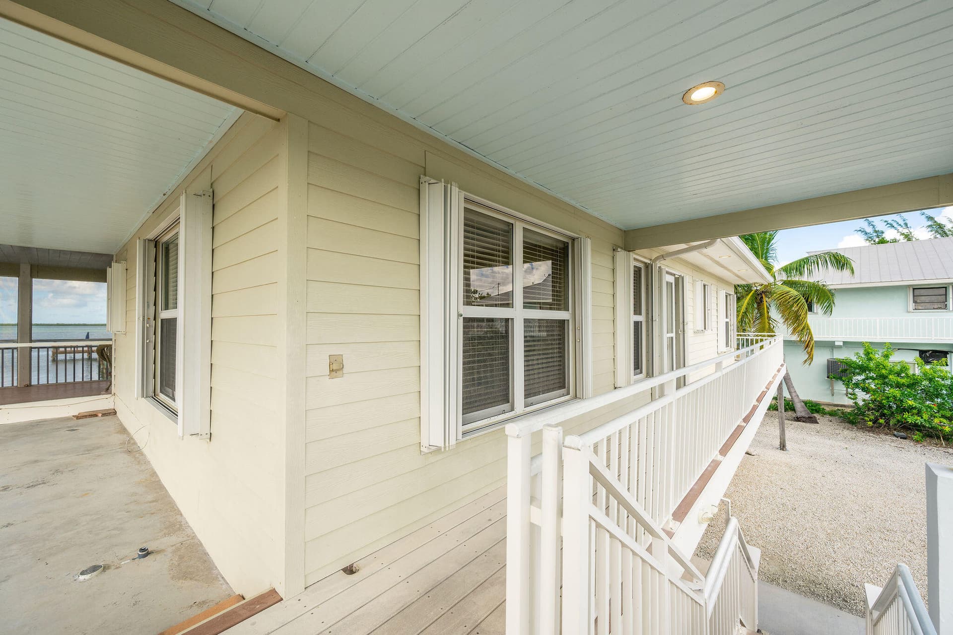 3246 Catherine Street photo 22