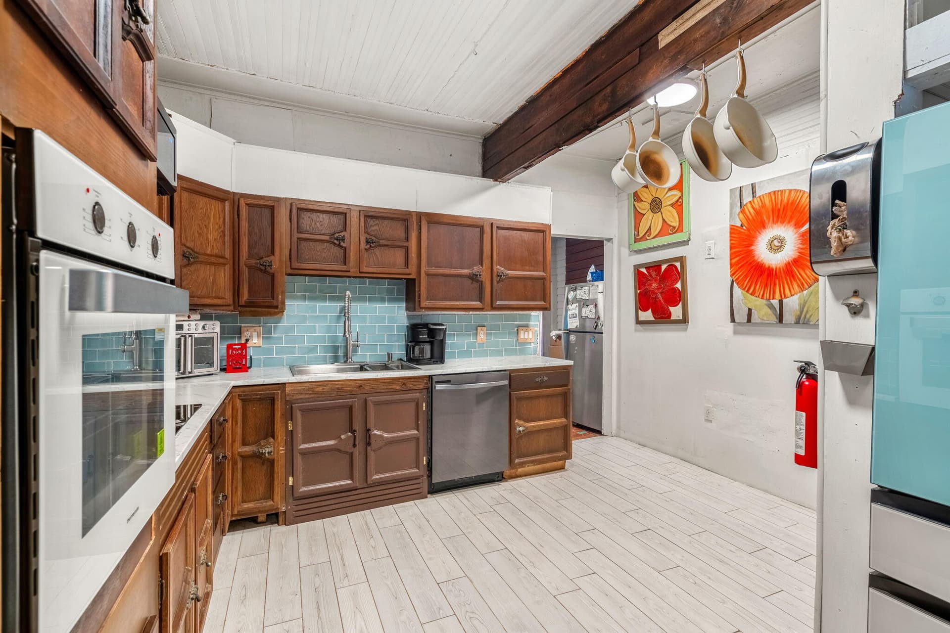 1365 Pineapple Avenue photo 25